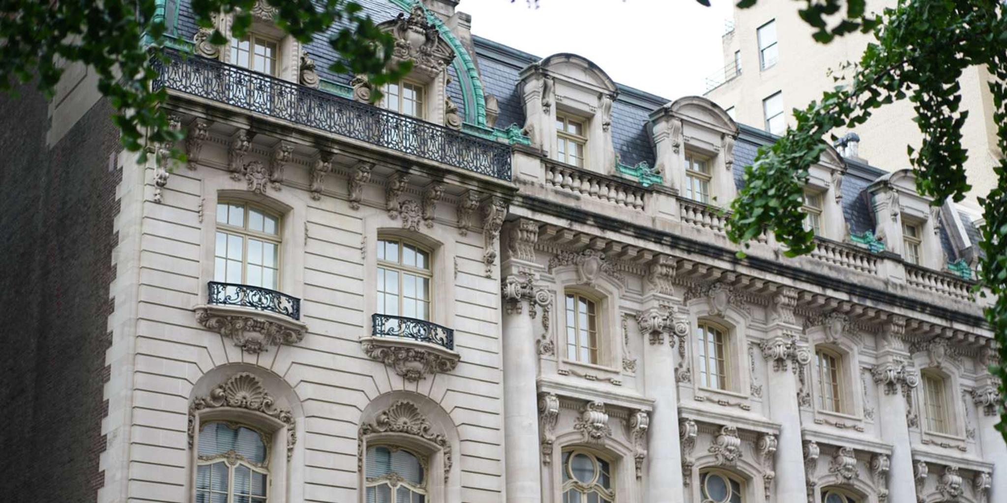 New York City Fifth Avenue Gilded Age Mansions Walking Tour