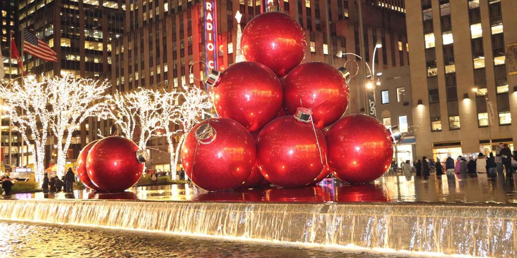 New York City Holiday Lights Tour - Image 3