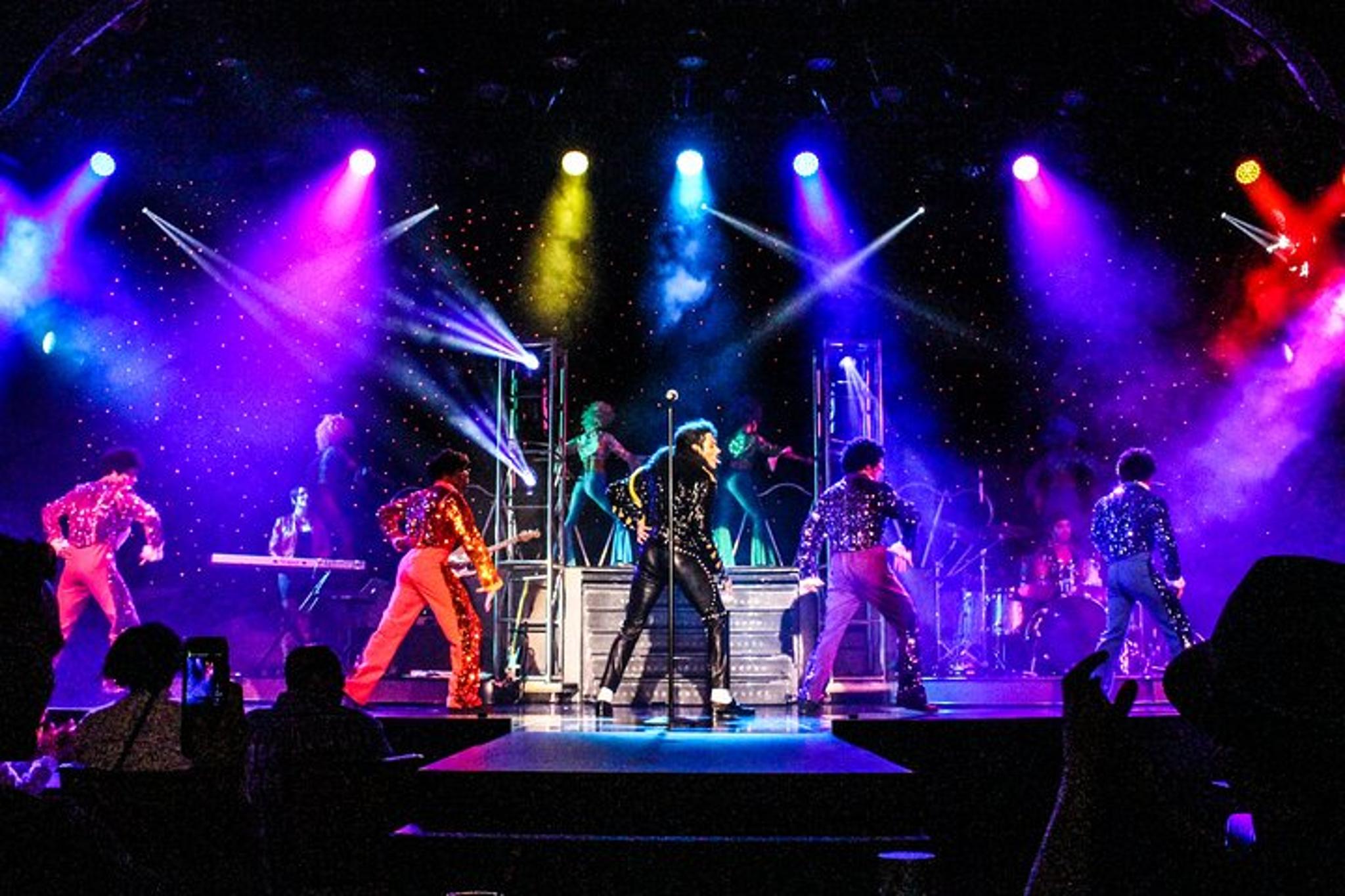 Las Vegas MJ Live Show at Harrahs Hotel - Image 5