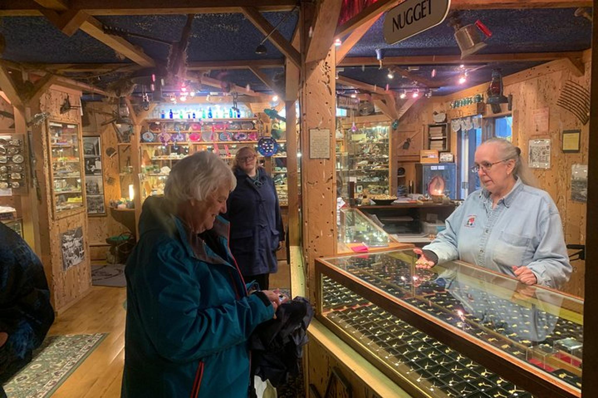 Ketchikan Shop, Sites, and Bites Tour 2 hr - Image 5
