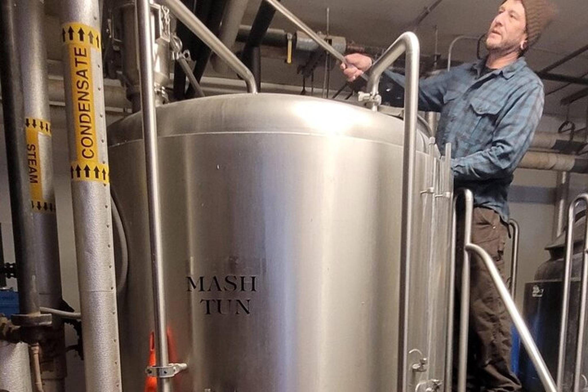 Bend Craft Brewery Tour with Tasting Flights - Image 6