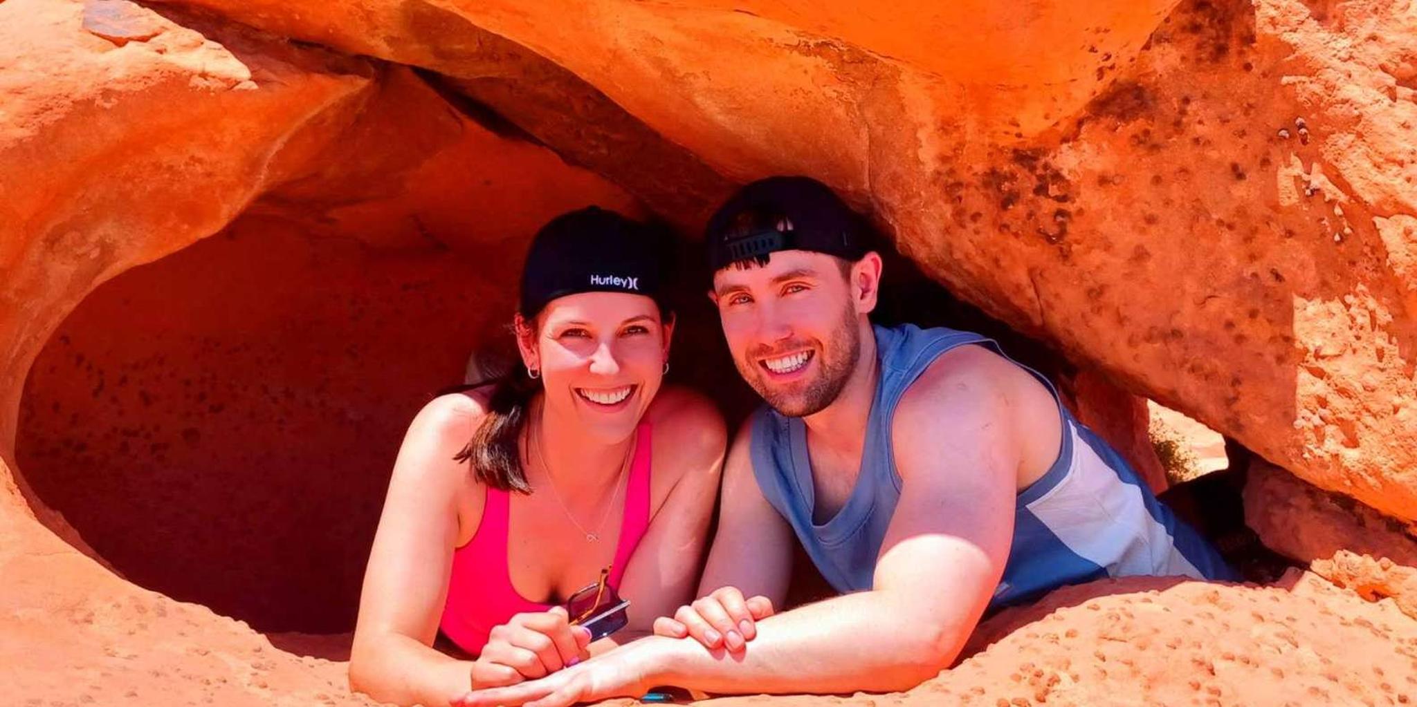 Las Vegas Valley of Fire Guided Tour with Lunch - Image 3