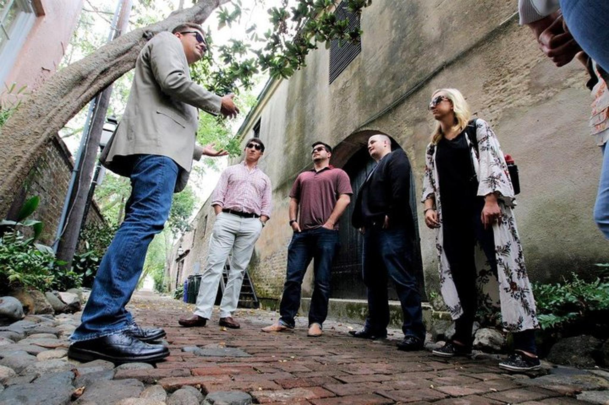 Charleston Walking Tour with Edmondston-Alston House - Image 5
