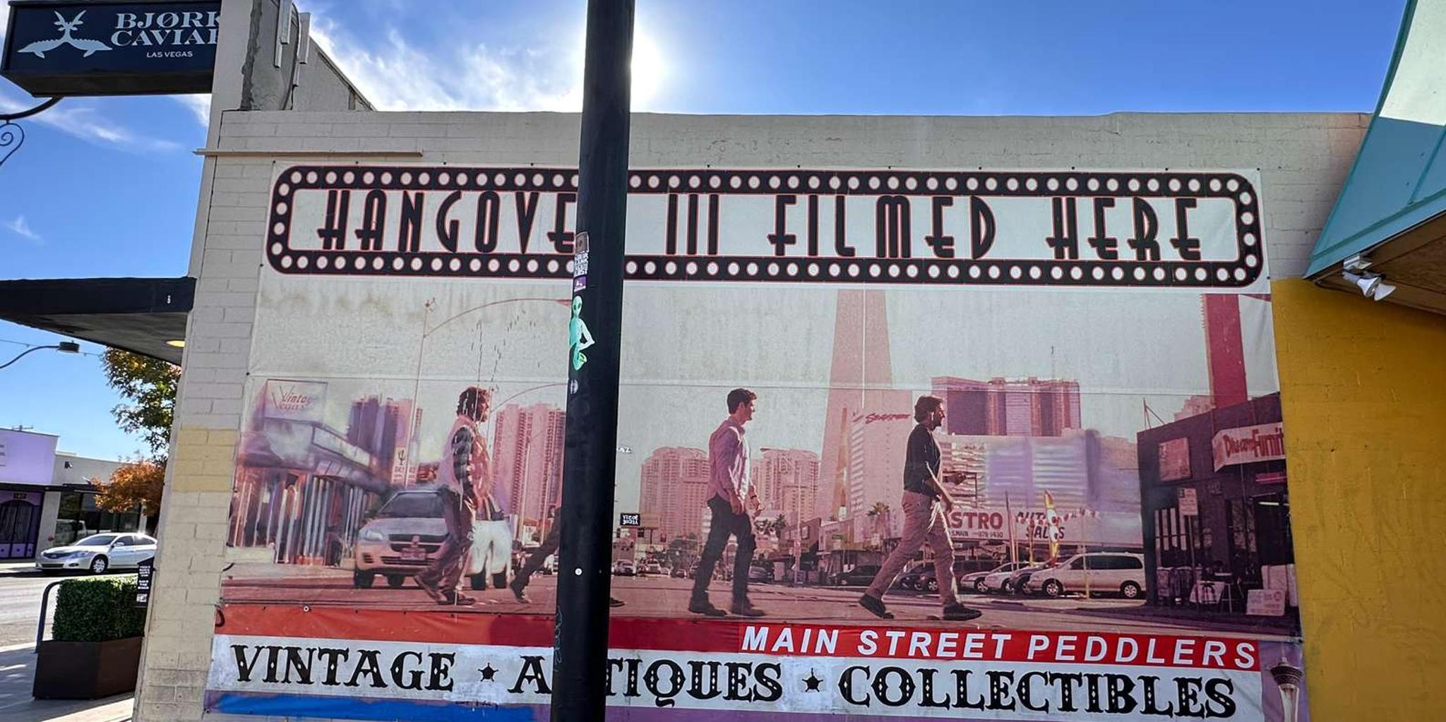 Las Vegas Downtown Walking Tour in French - Image 2