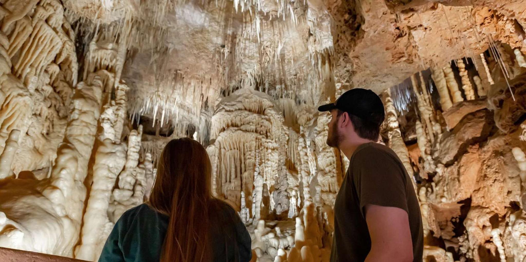 San Antonio Natural Bridge Caverns Tour - Image 3
