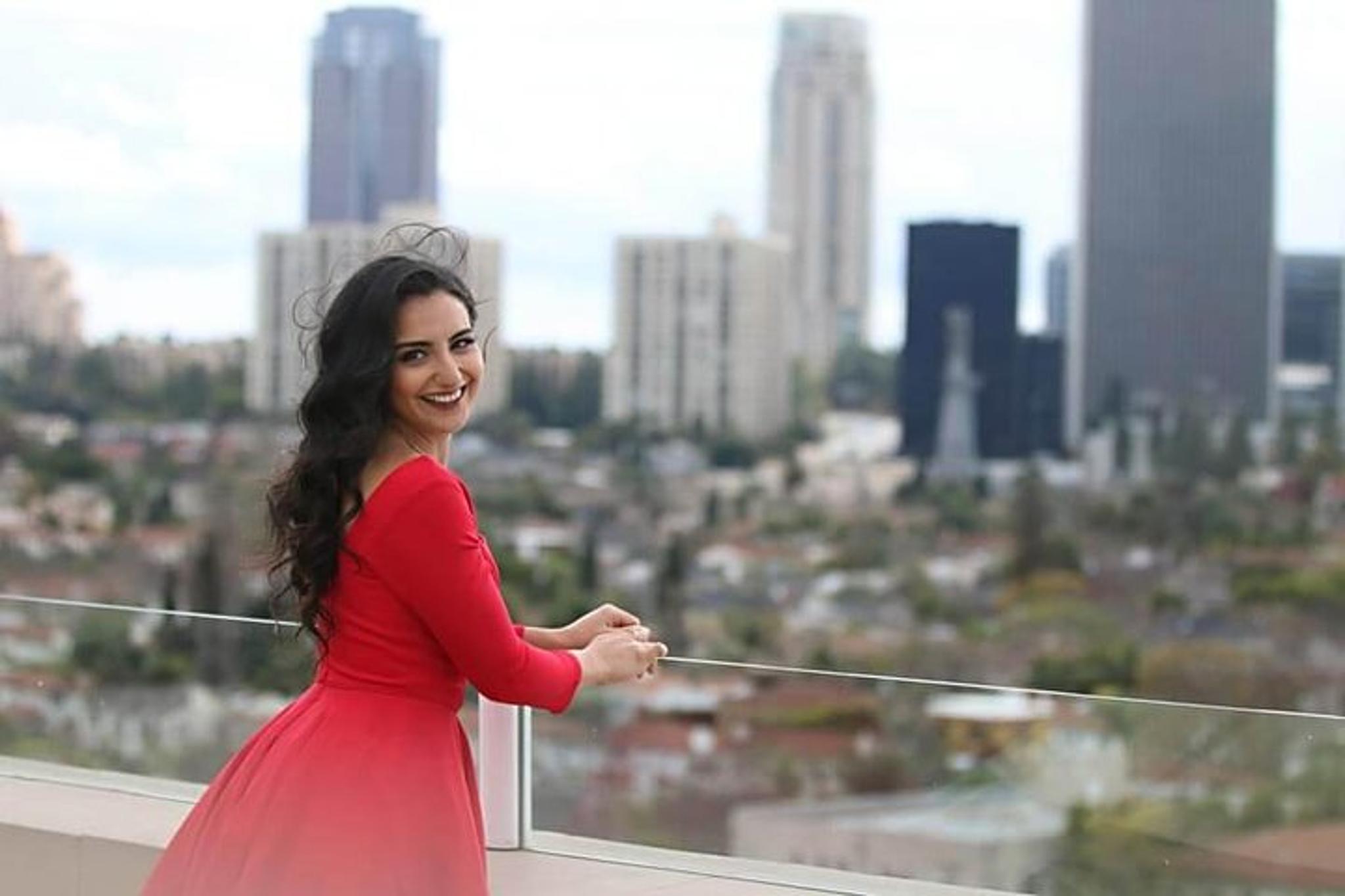 Santa Monica Photo Session with Local Photographer 30 min - Image 4