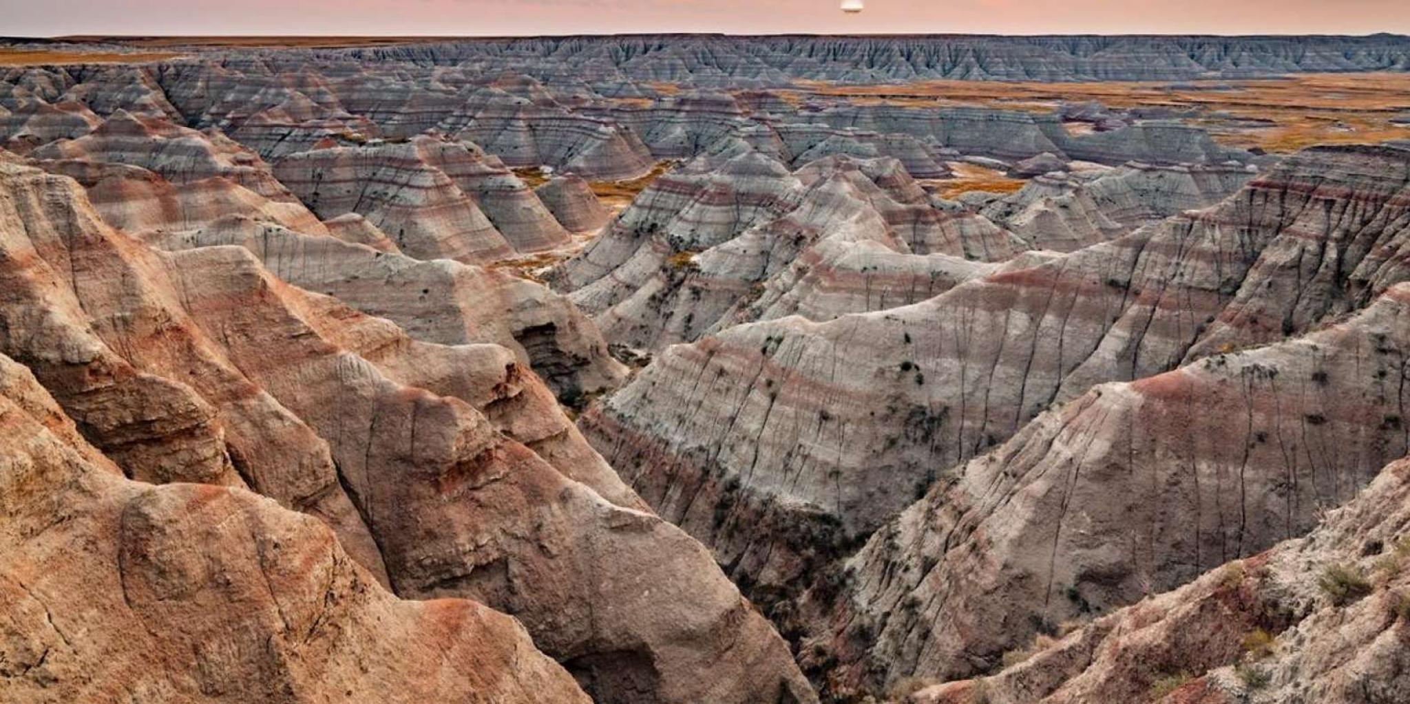 Rapid City Badlands and Wall Drug Store Tour 8 hr - Image 4