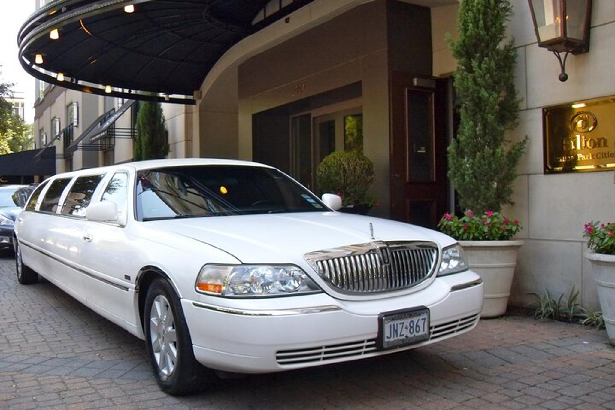 Dallas Southfork Ranch Limousine Tour - Image 3