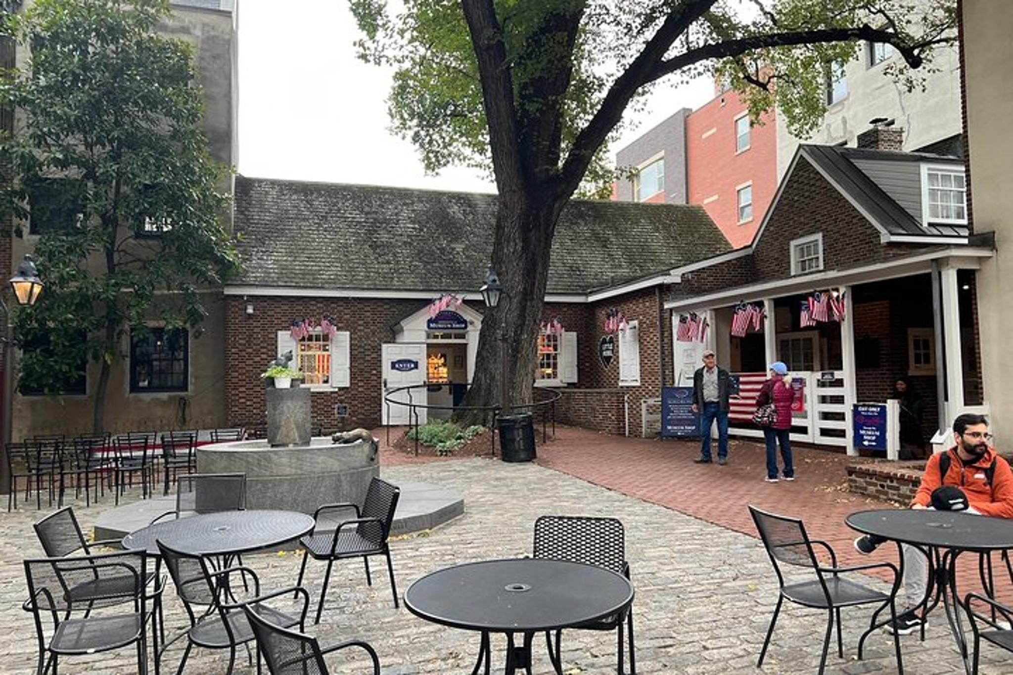 Philadelphia Historic Walking Tour and Scavenger Hunt - Image 5