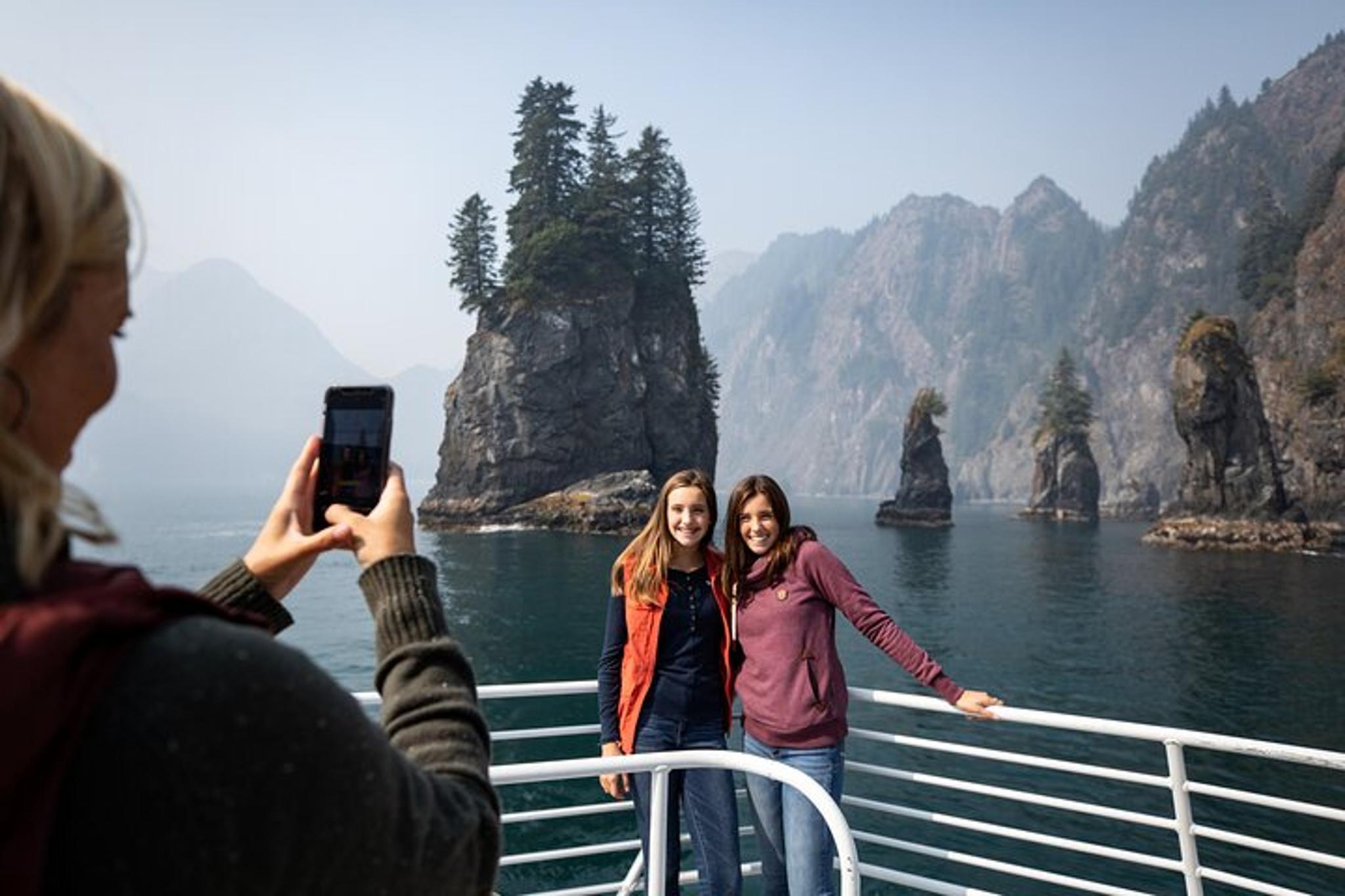 Seward Wildlife and Glacier Cruise - Image 6