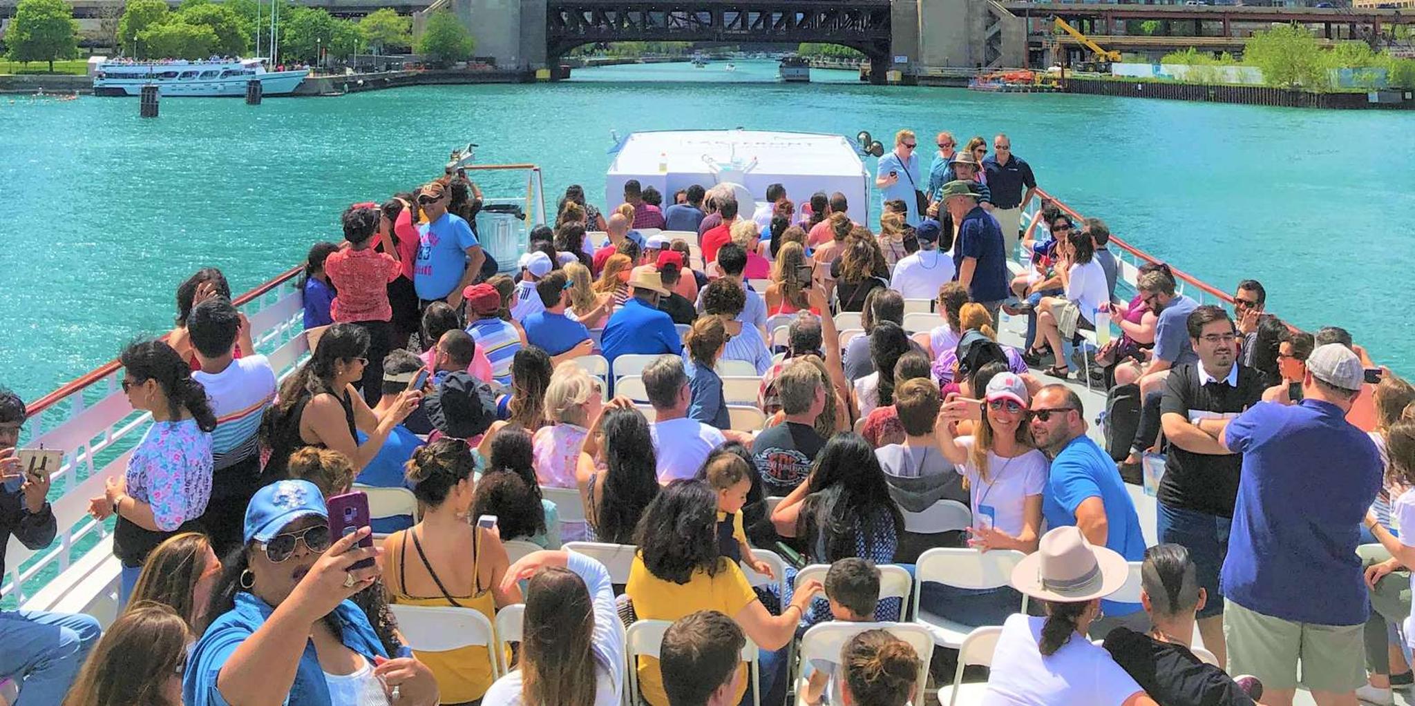 Chicago River Architecture Tour - Image 2