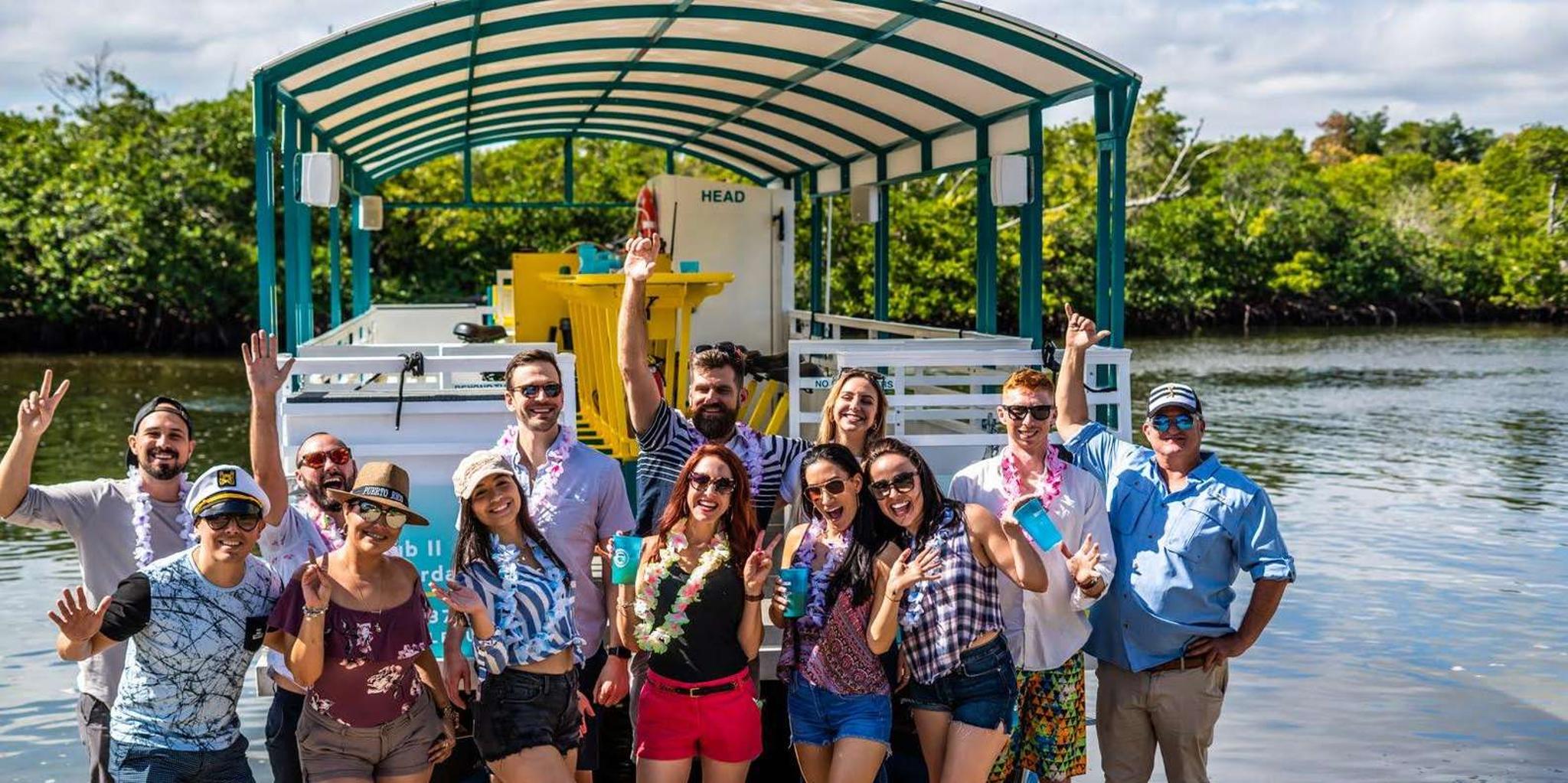 Fort Lauderdale Sandbar Splash and Yacht Tour 2 hr