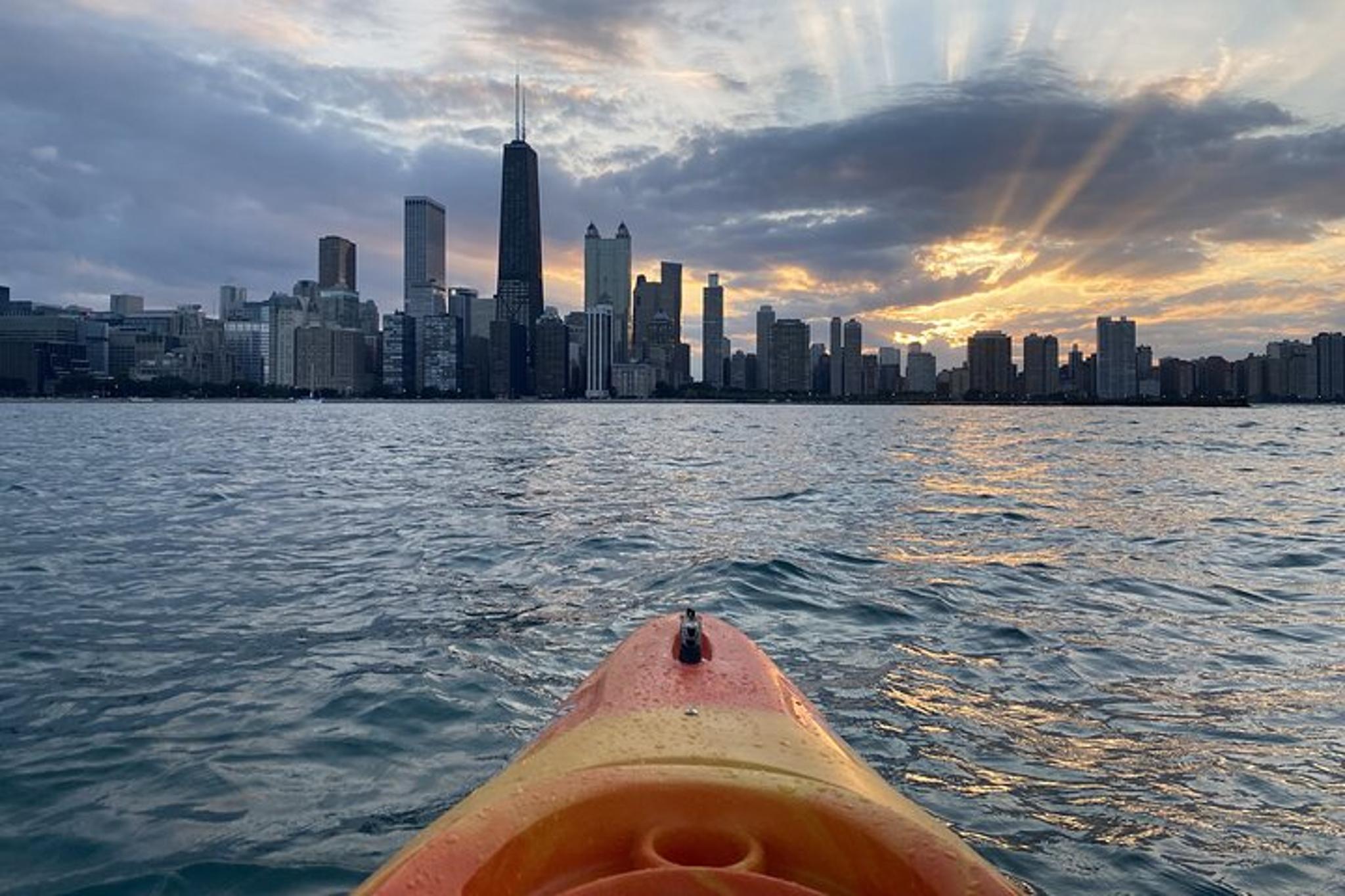 Chicago Lake Michigan Kayak Rental - Image 4