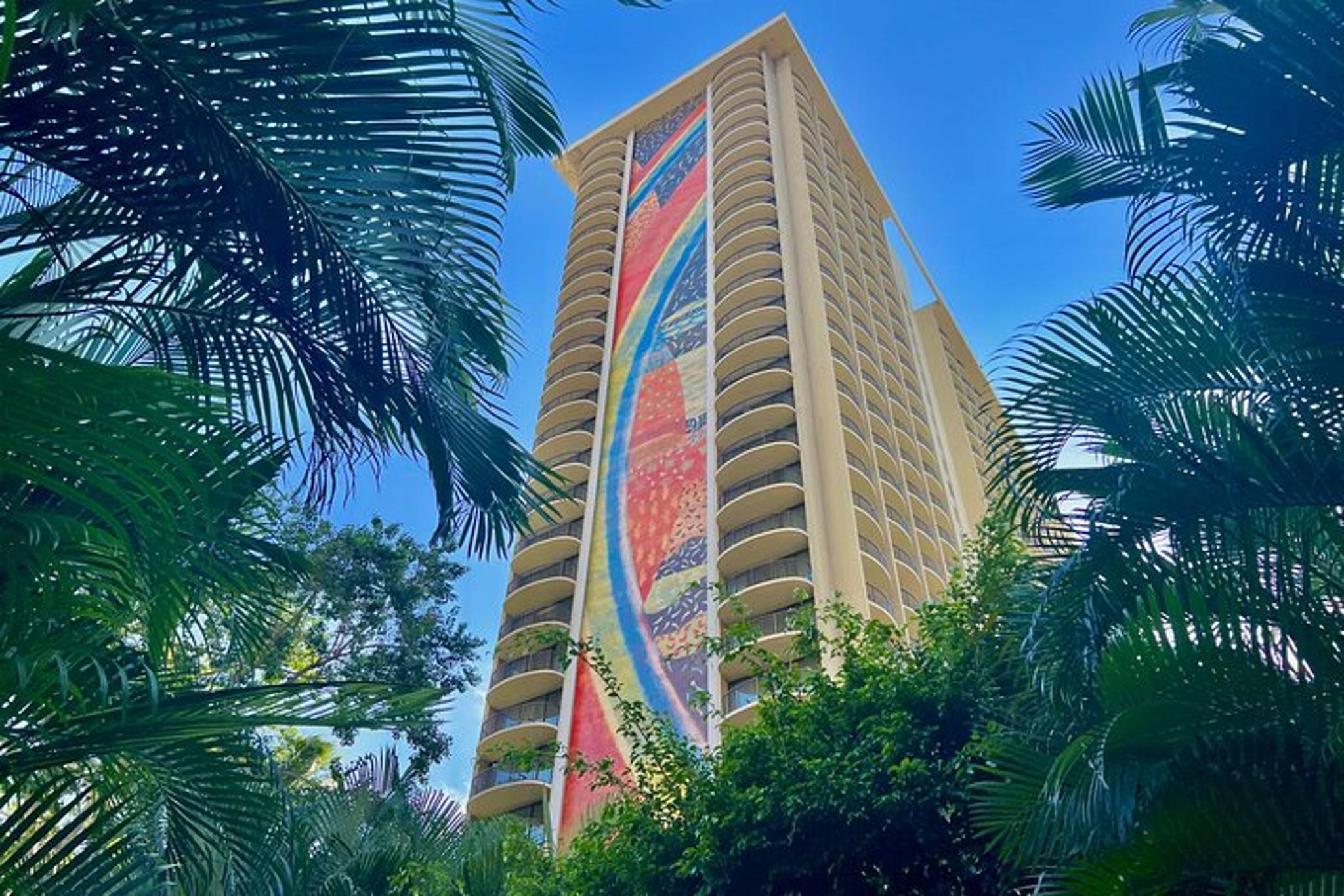 Waikiki Military and Entertainment History Walking Tour - Image 5