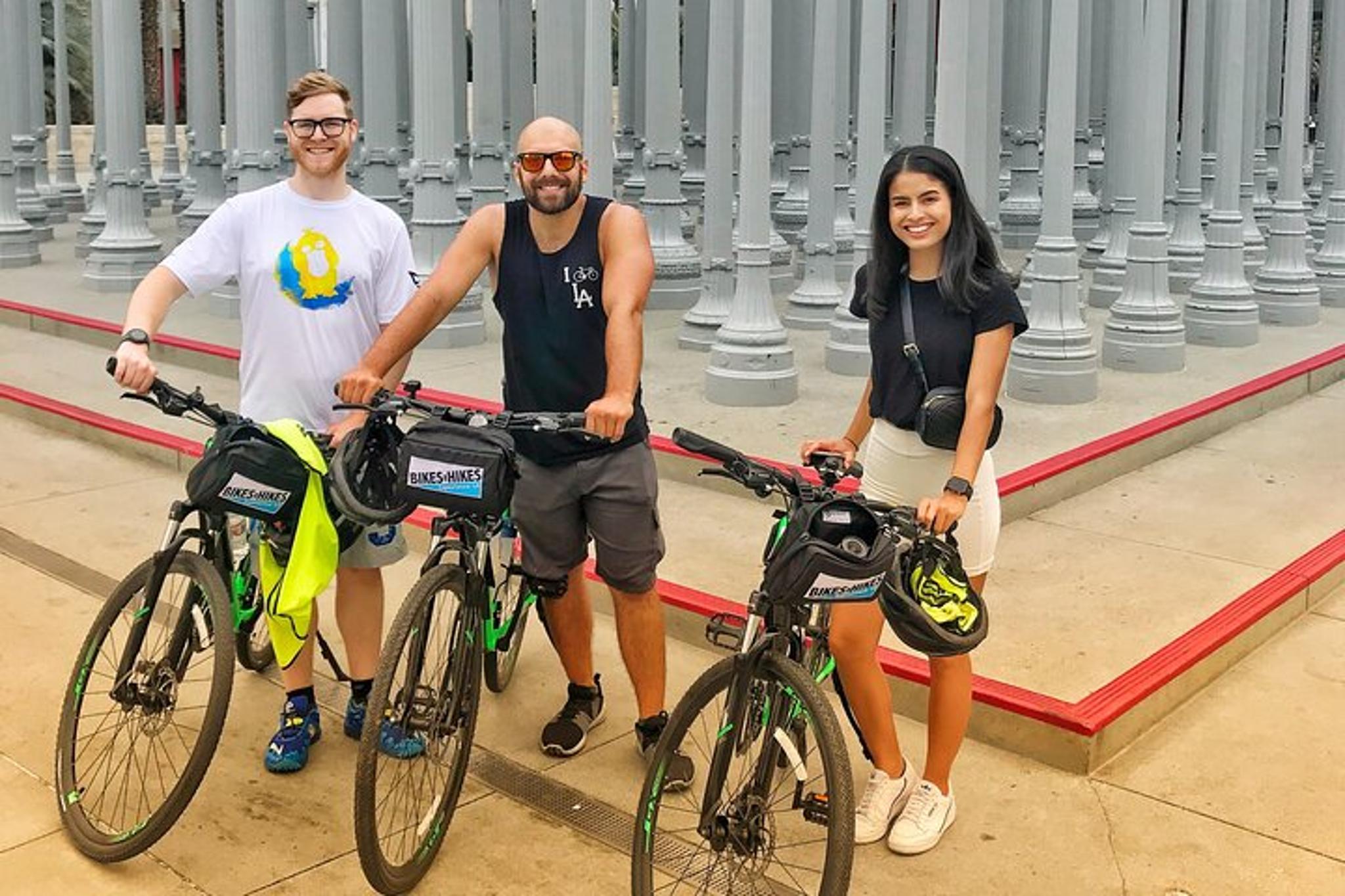 Los Angeles Bike Rental: Pedal or Electric Options