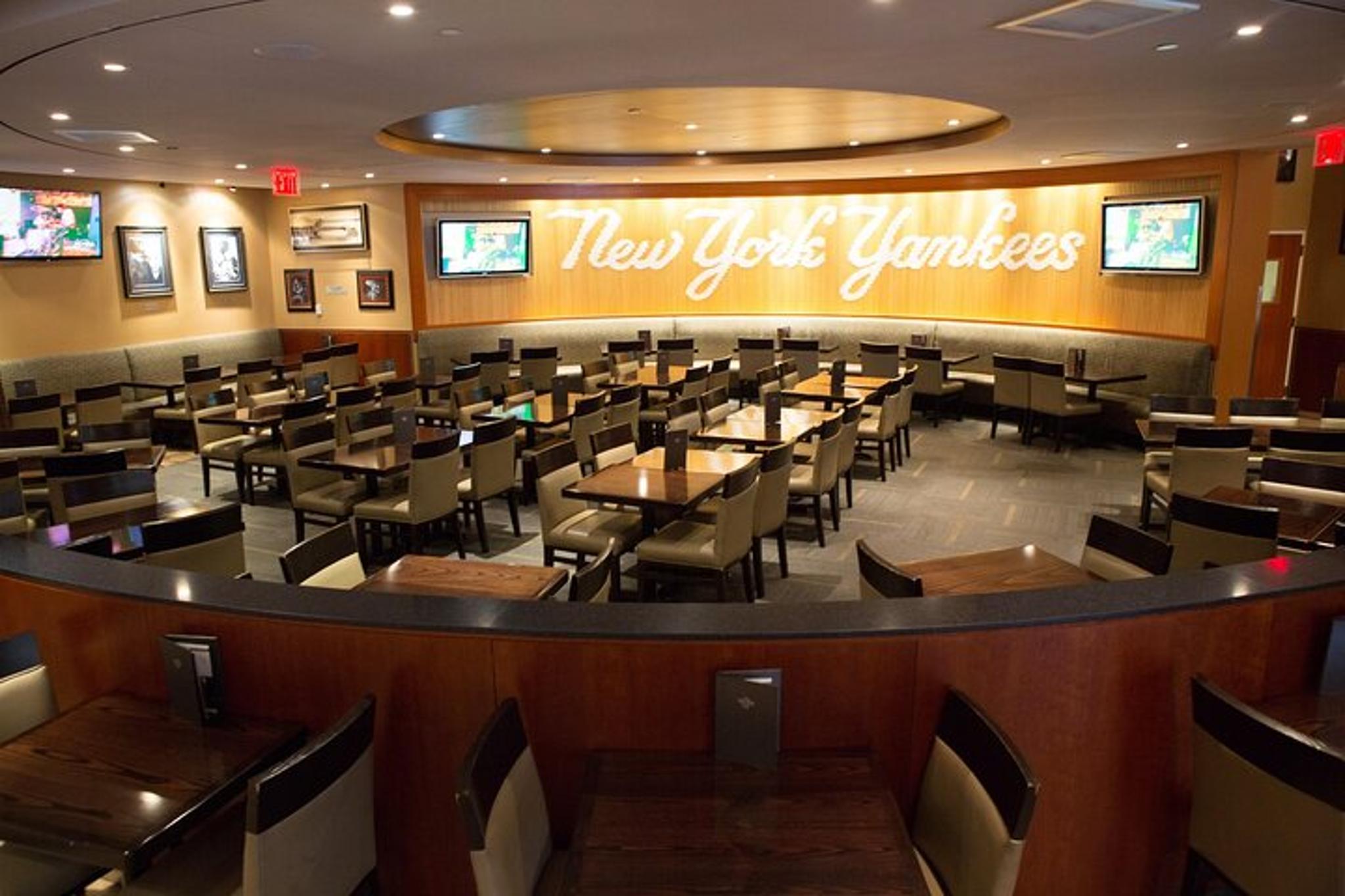 New York Meal at Hard Rock Cafe Yankee Stadium - Image 3