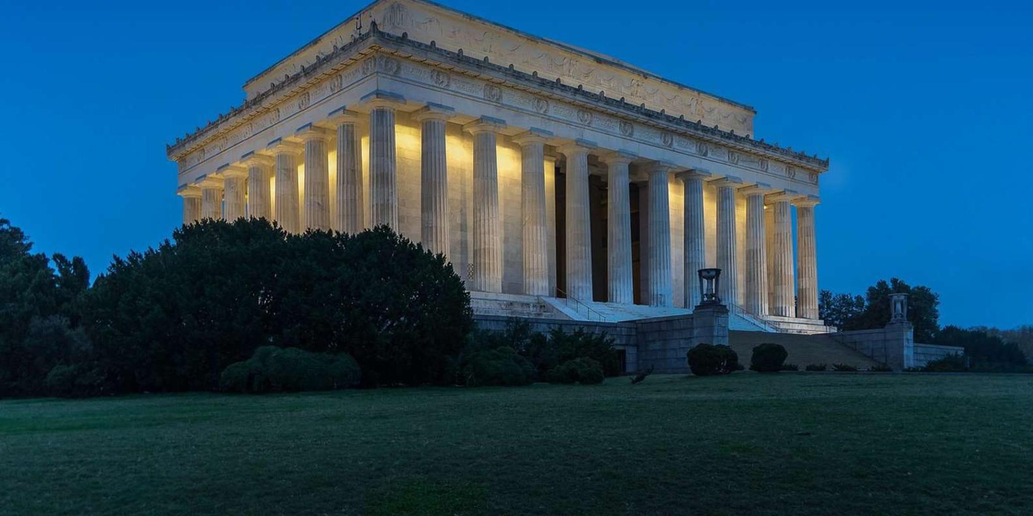Washington DC National Mall Night Tour - Image 6