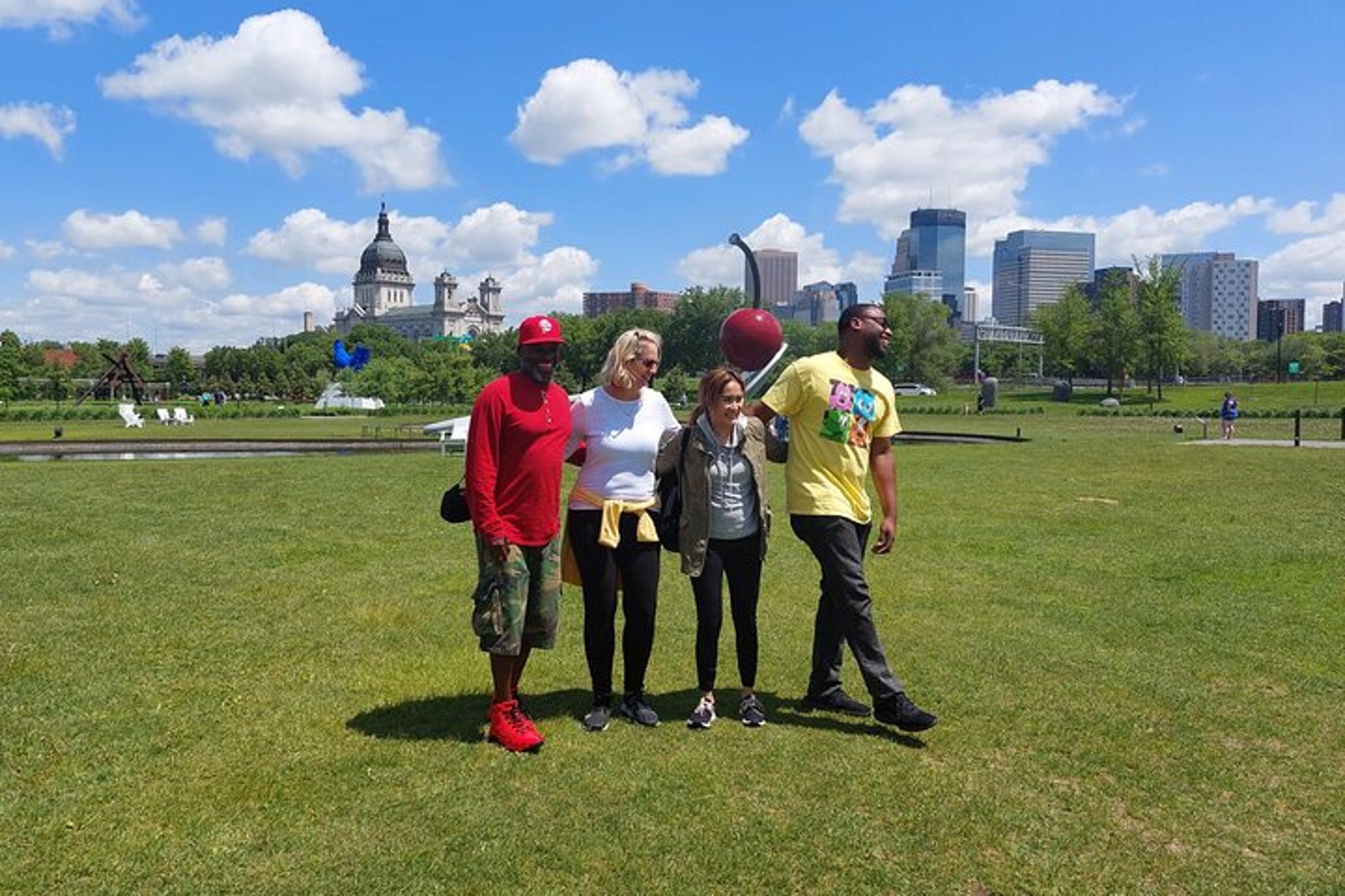 Minneapolis Walking Art Tour - Image 2