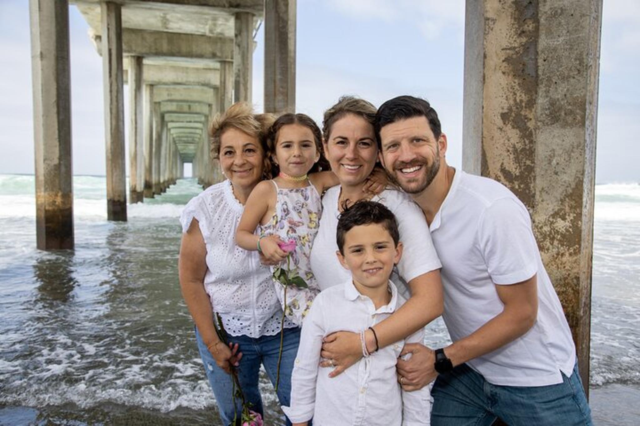 San Diego Family Portrait Session - Image 3