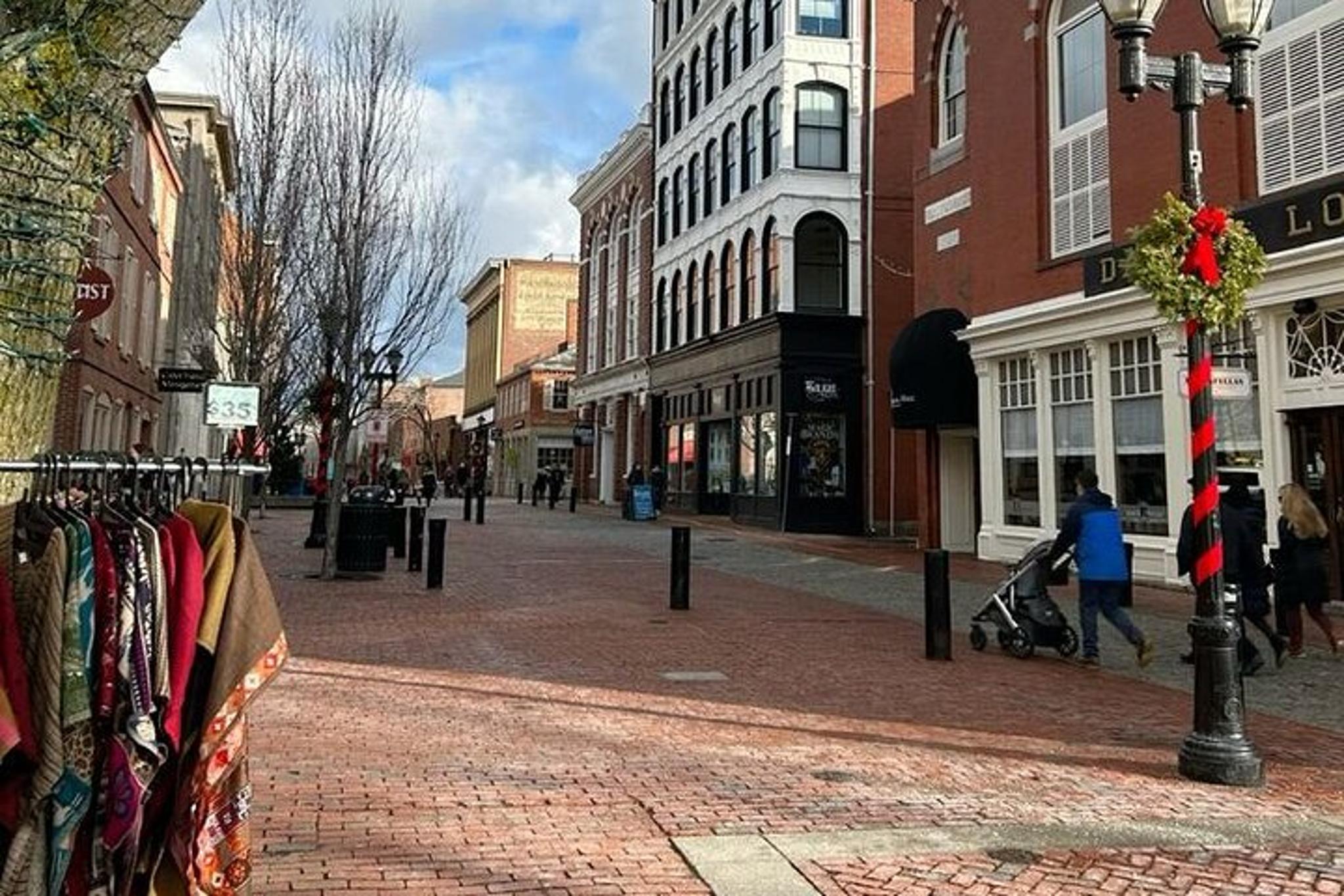 Salem Witch Trials and Ghost Walking Tour - Image 4