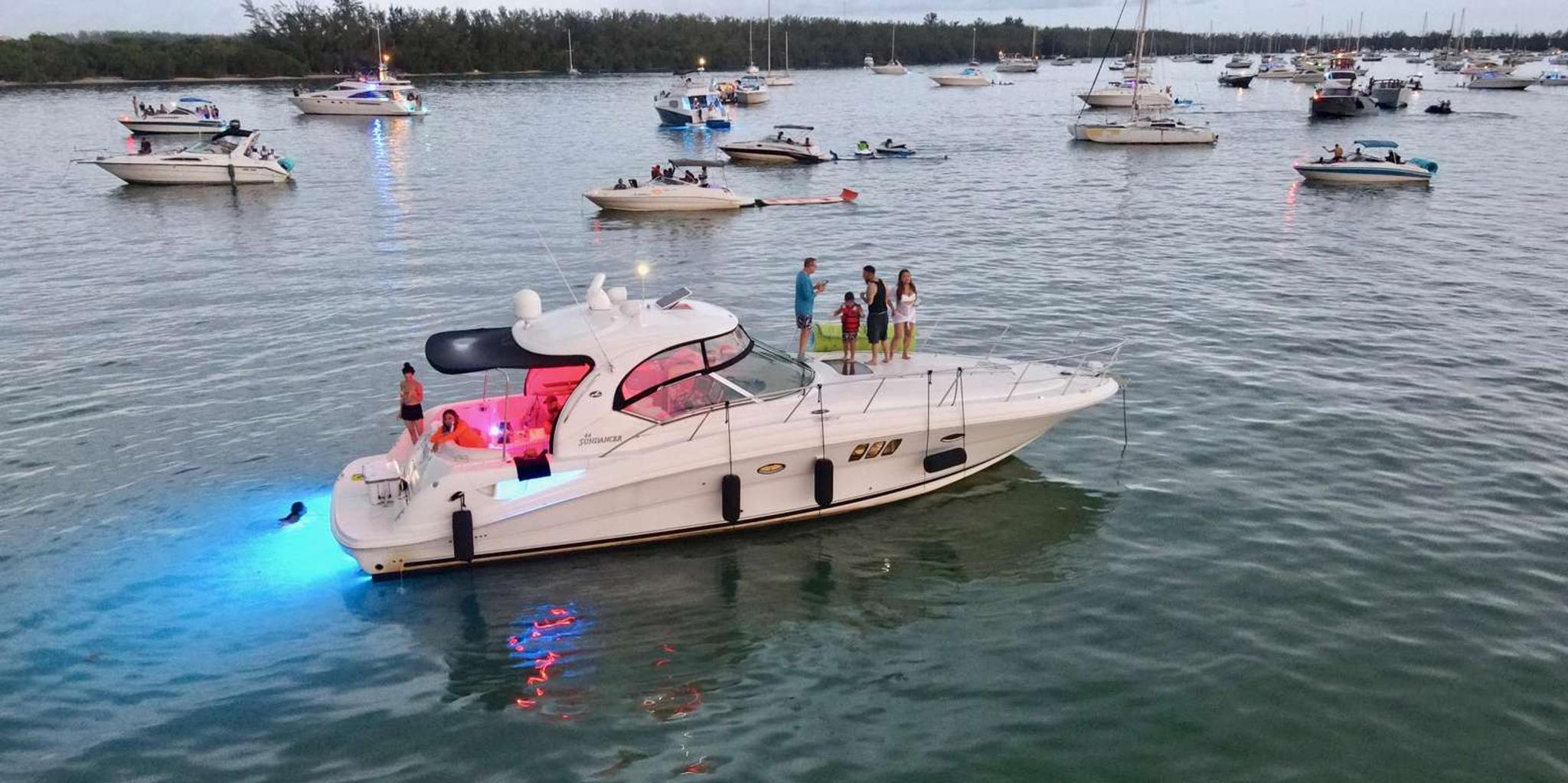 Miami Private Yacht Charter - Image 6