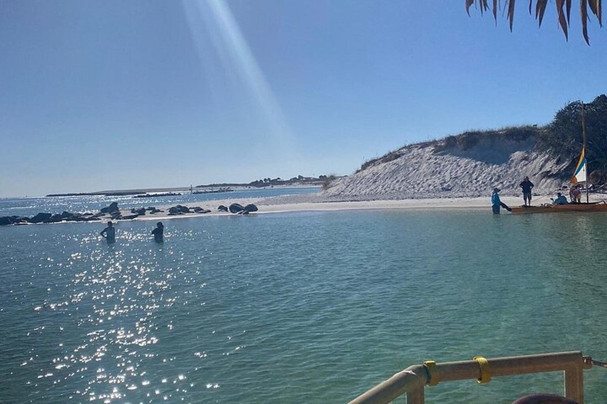 Panama City Tiki Cruise and Sandbar Snorkel 3 hr - Image 6