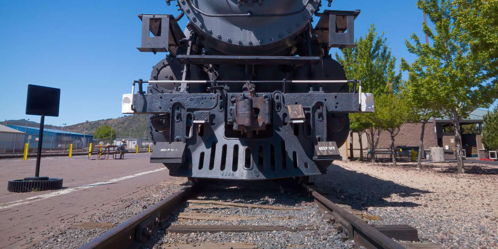 Las Vegas Grand Canyon Railway and Bearizona 2-Day Tour - Image 2