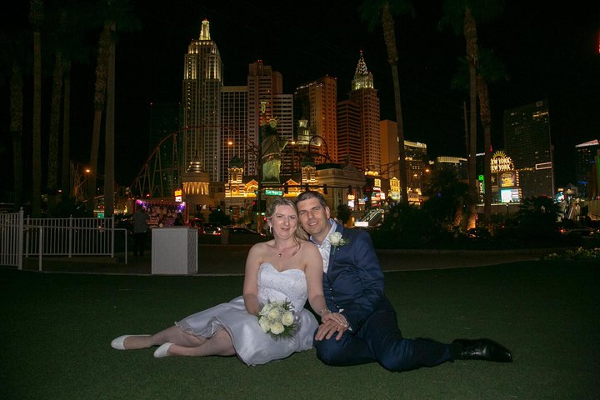 Las Vegas Wedding and Photo Tour Combo - Image 2