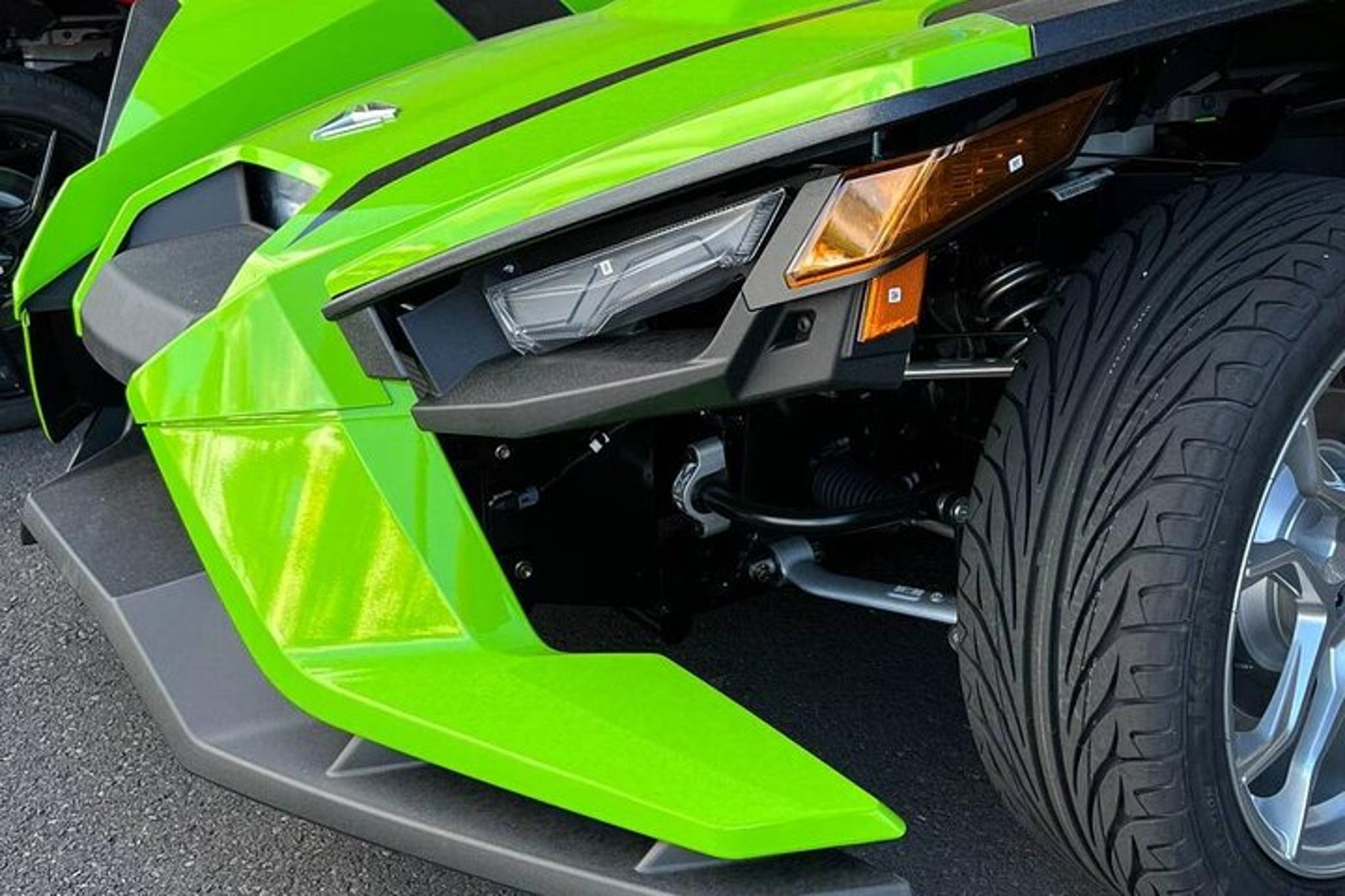 Honolulu Polaris Sling Shot Rental - Image 3