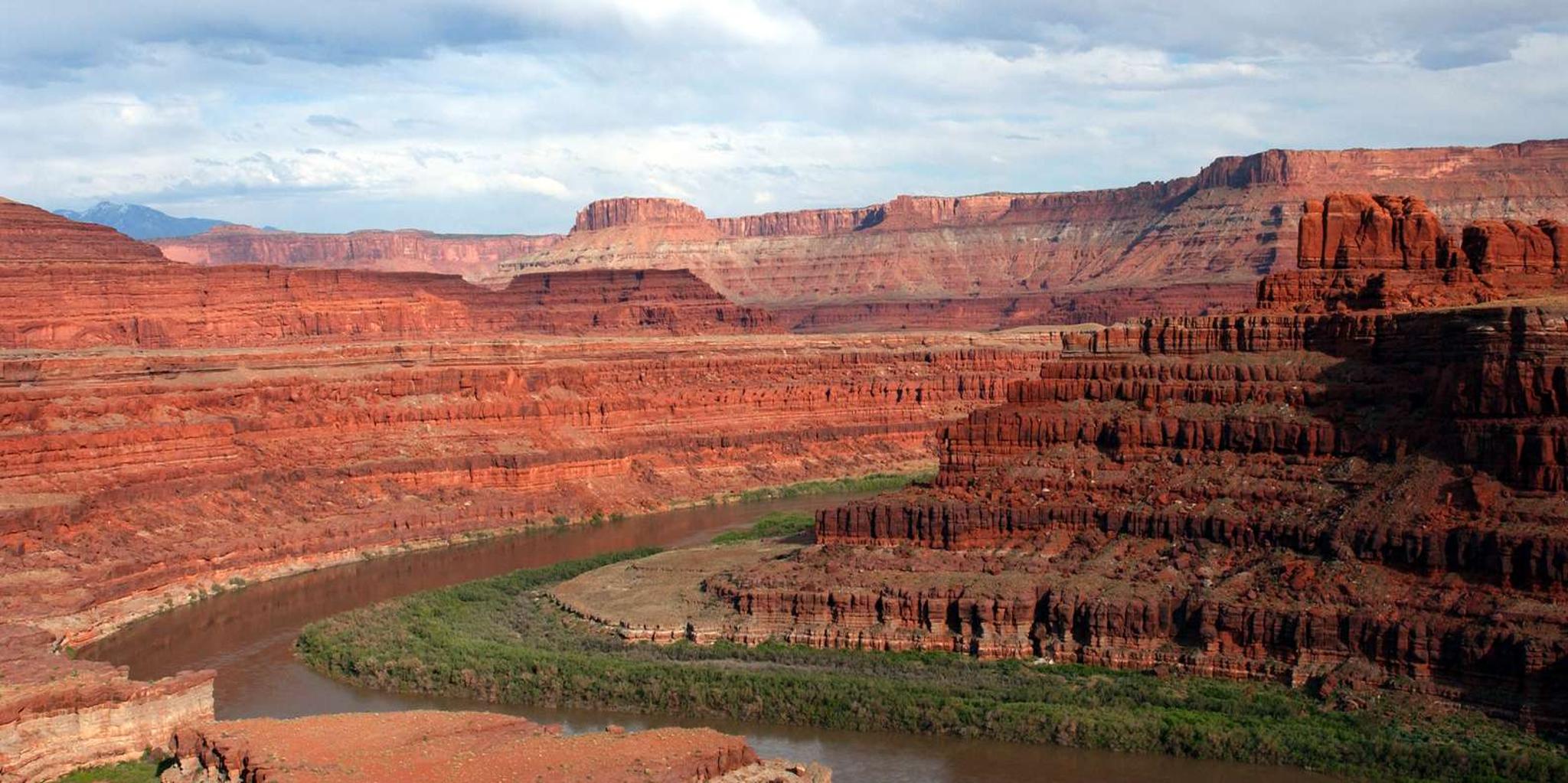 Moab Canyonlands 4x4 and Colorado River Rafting - Image 2