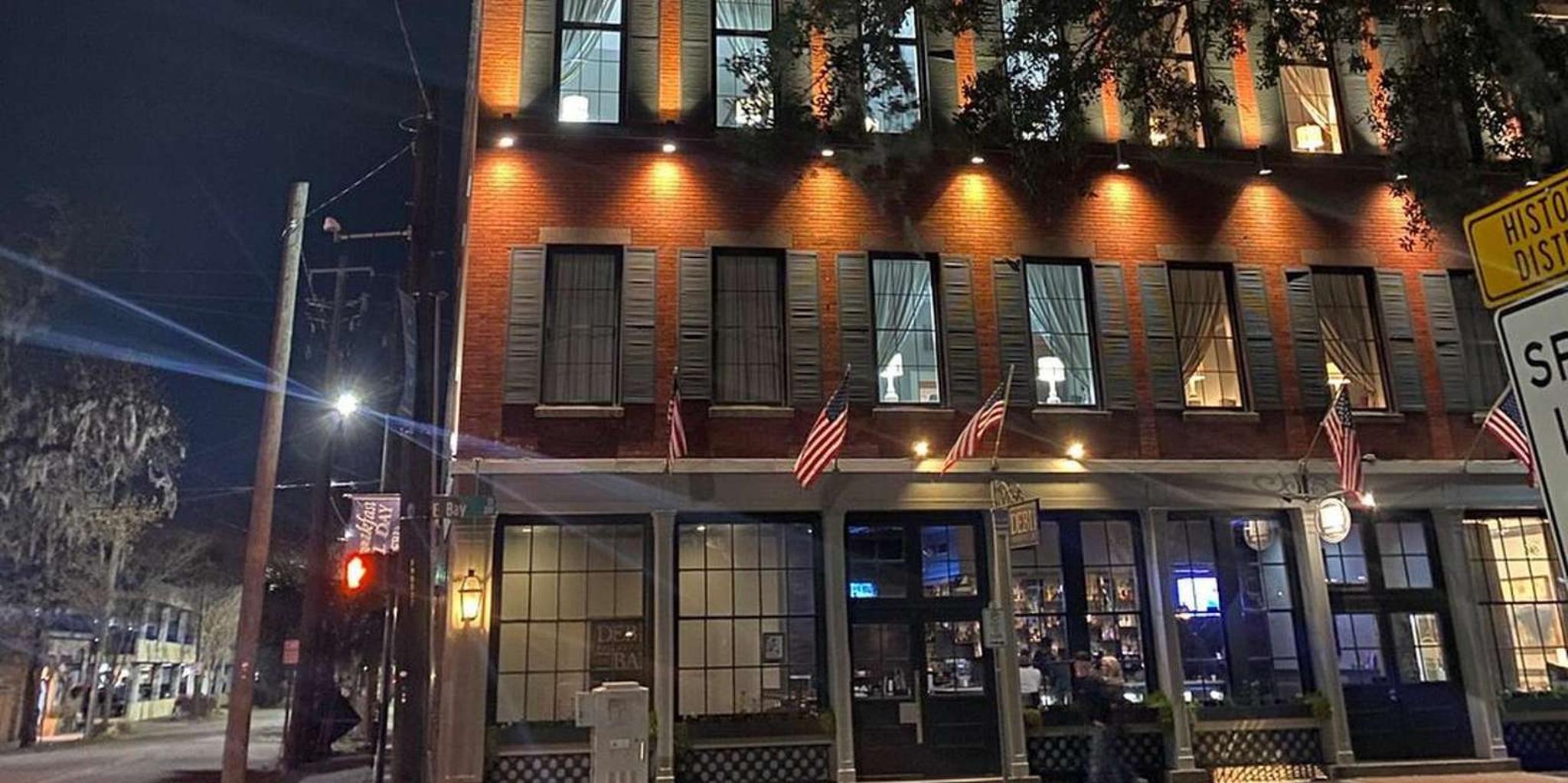 Savannah Cemetery and Ghost Walking Tour - Image 5