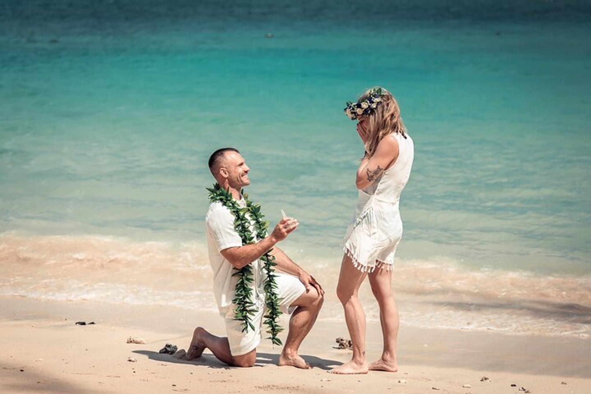 Maui Beach Engagement Photography Experience - Image 5