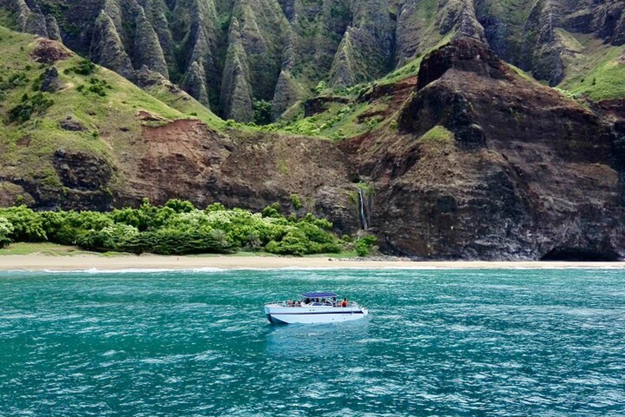 Kauai Na Pali Coast Catamaran Tour