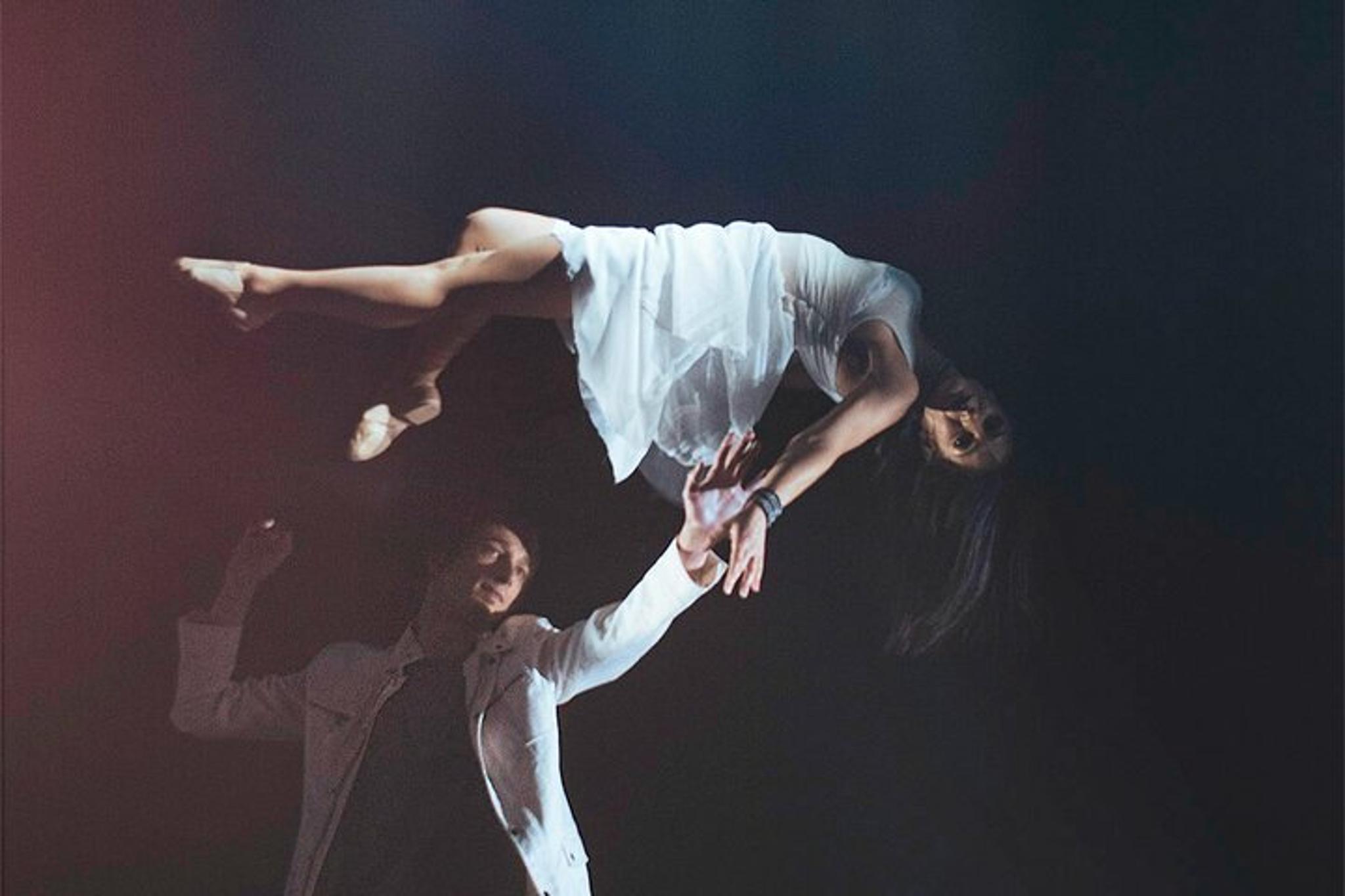 Branson Edge of Illusion Magic Show - Image 6