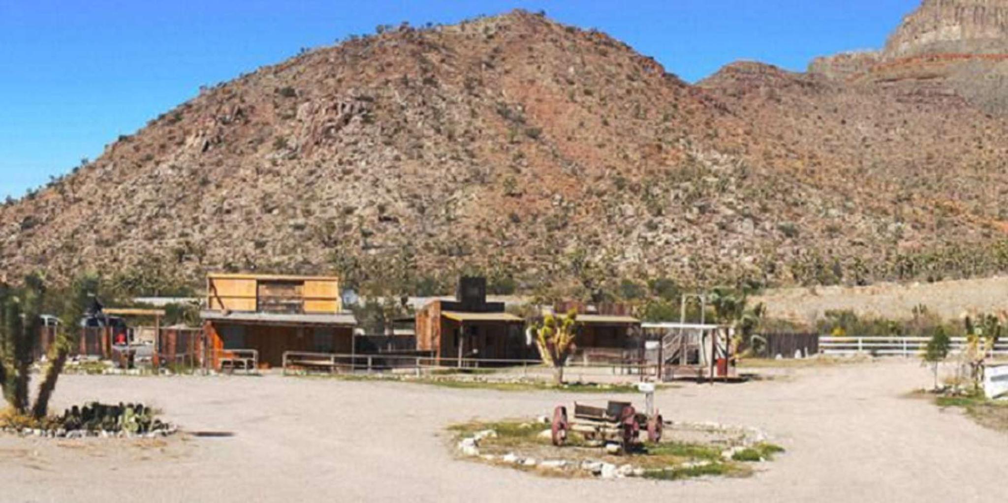 Las Vegas Grand Canyon Ranch Tour with Horseback Ride - Image 3