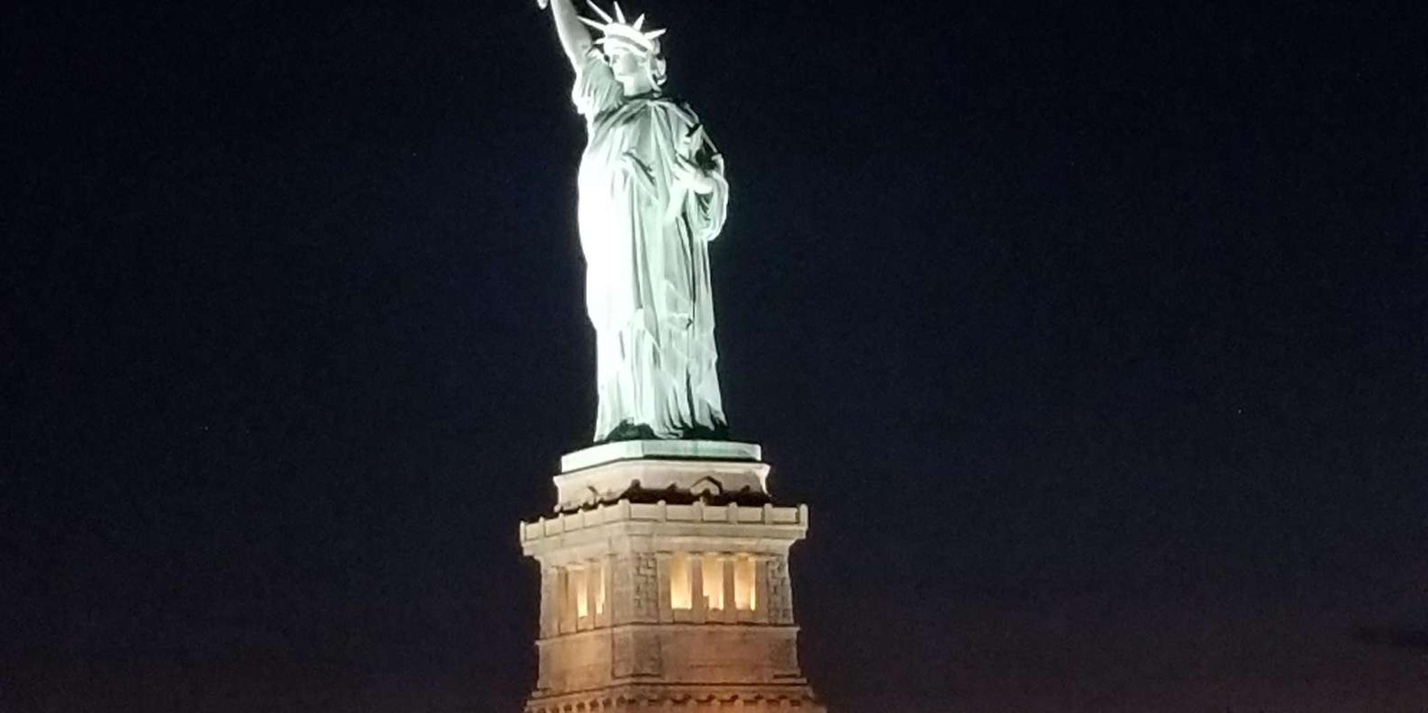 New York City Night Tour to Hamilton Park and Hoboken - Image 5