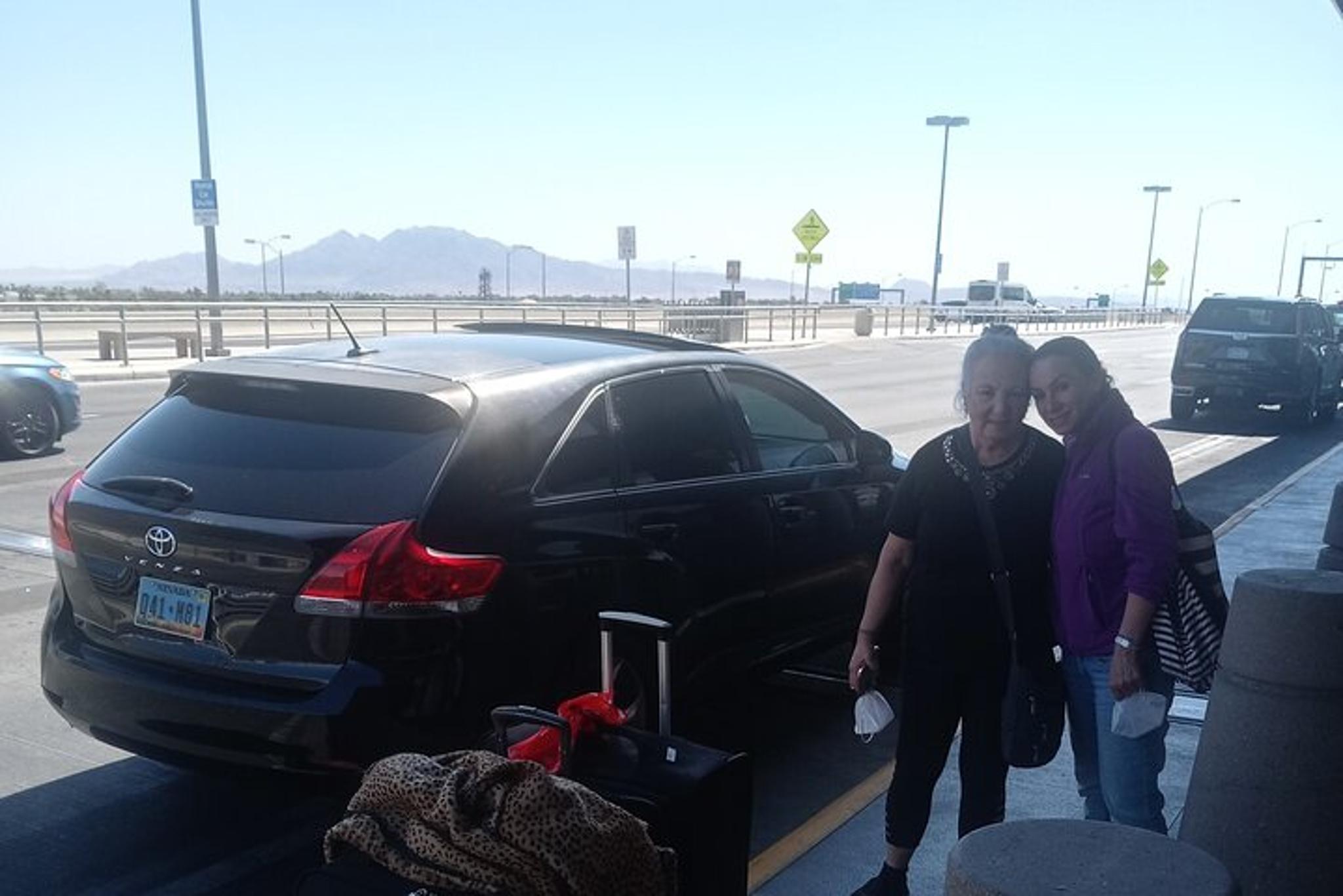 Las Vegas Hotel to Airport Transfer - Image 3
