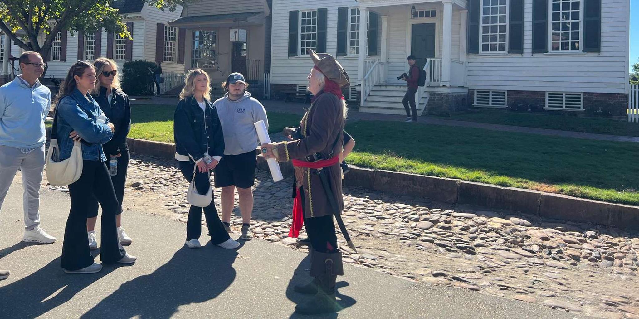 Williamsburg Colonial History Walking Tour - Image 4