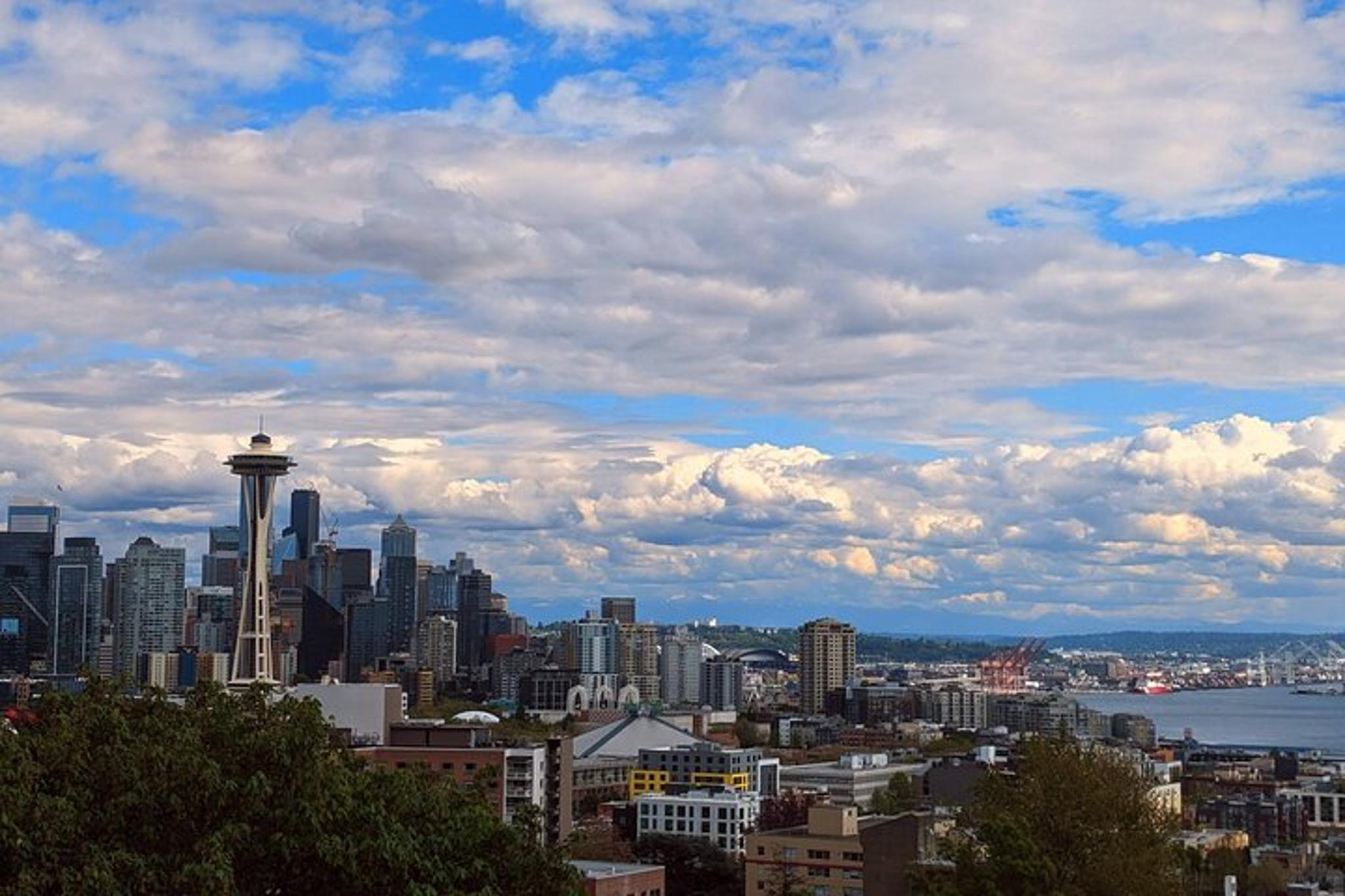 Seattle Scavenger Hunt Walking Tour - Image 1