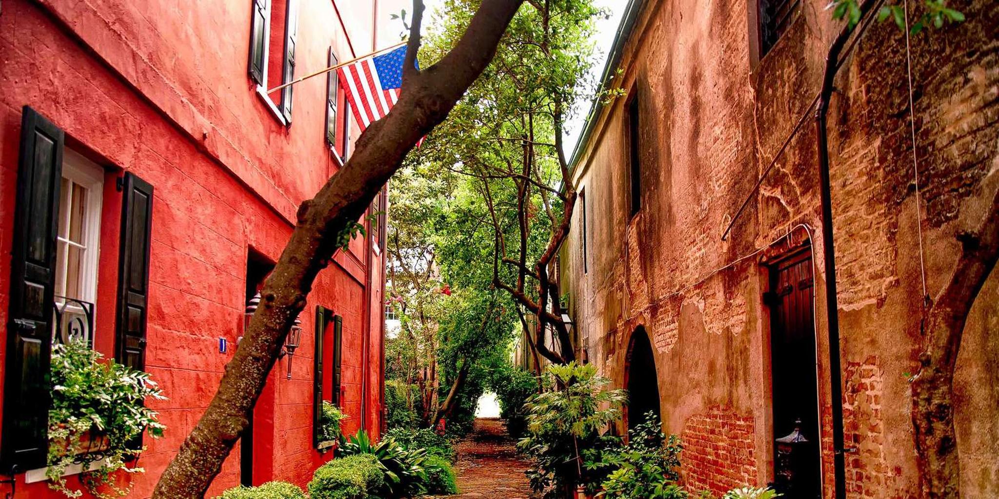 Charleston History and Architecture Walking Tour