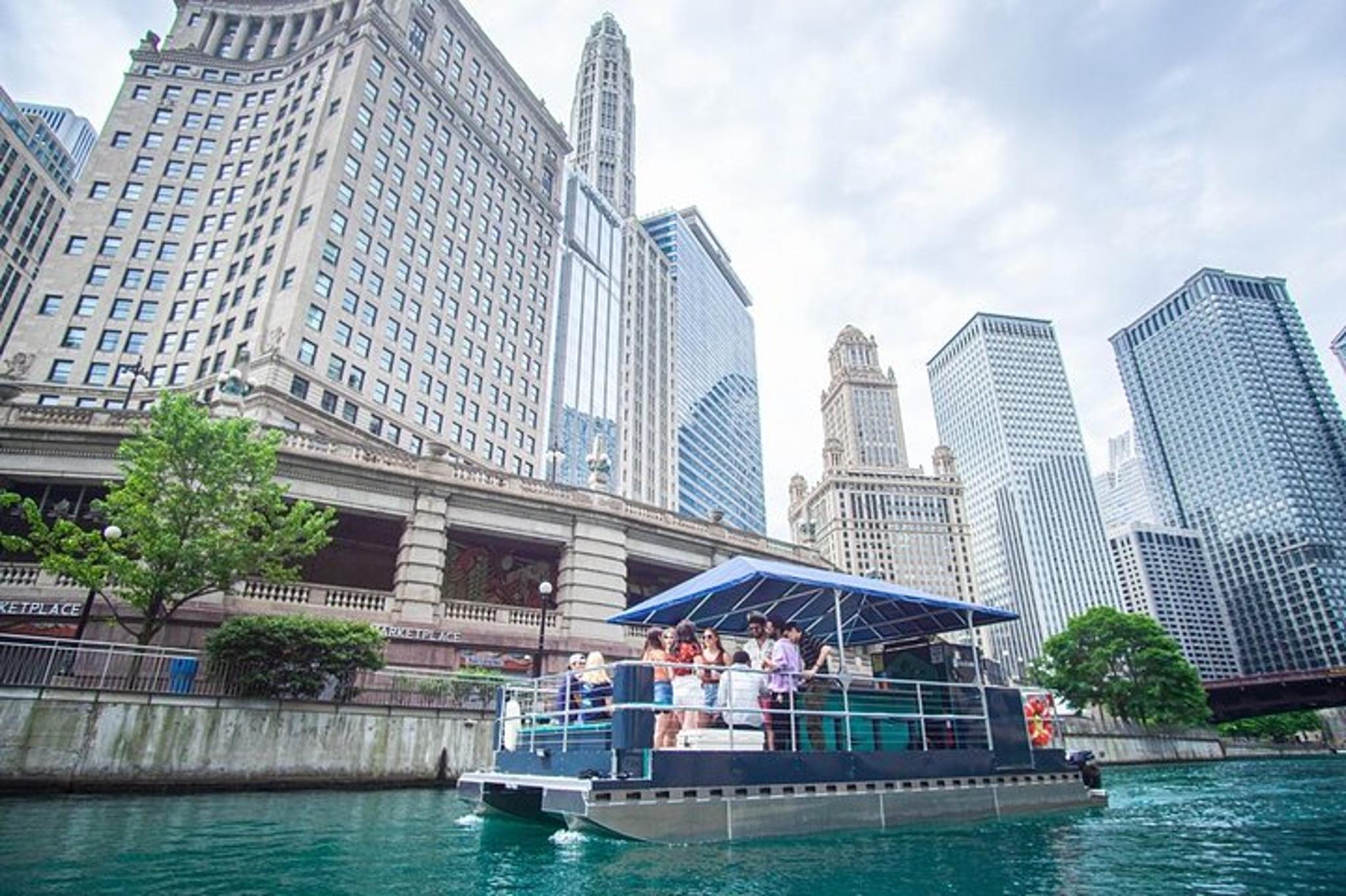 Chicago River Guided History Tour - Image 2