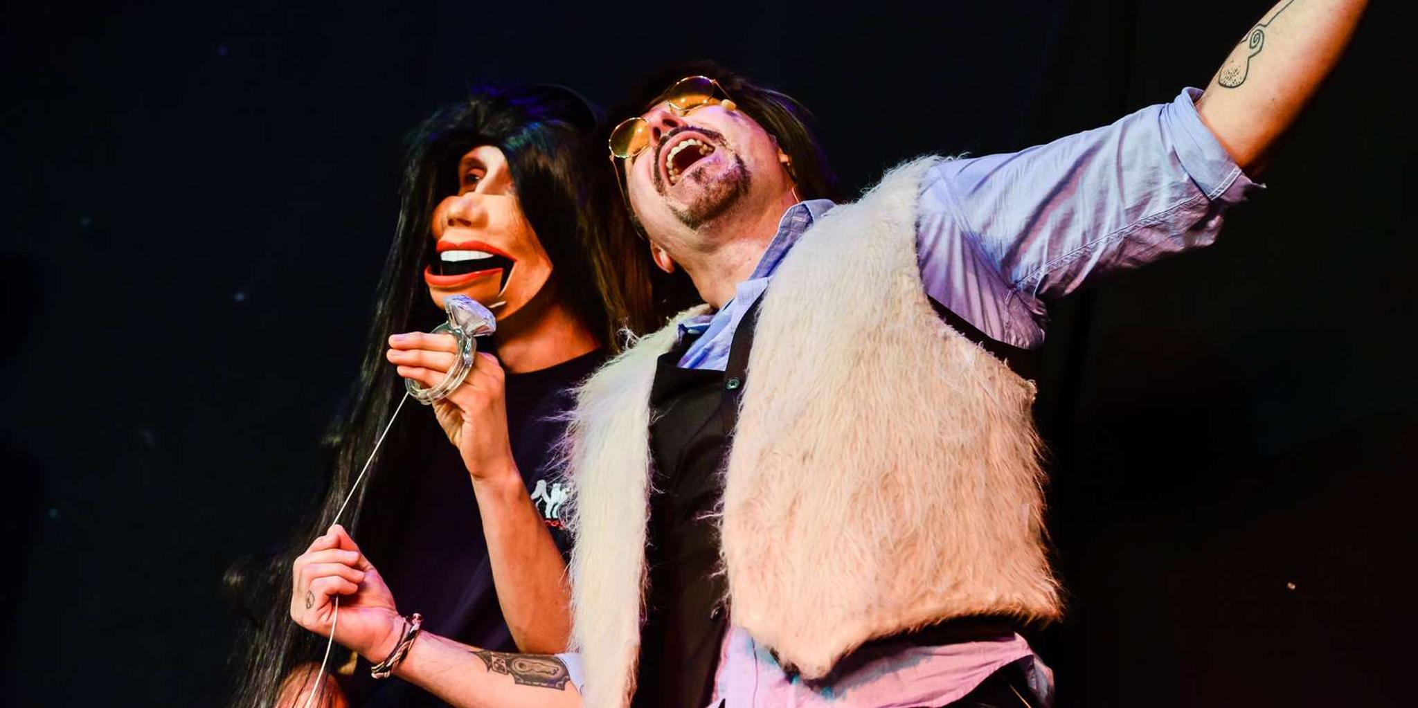 Orlando Outta Control Magic Comedy Dinner Show - Image 4