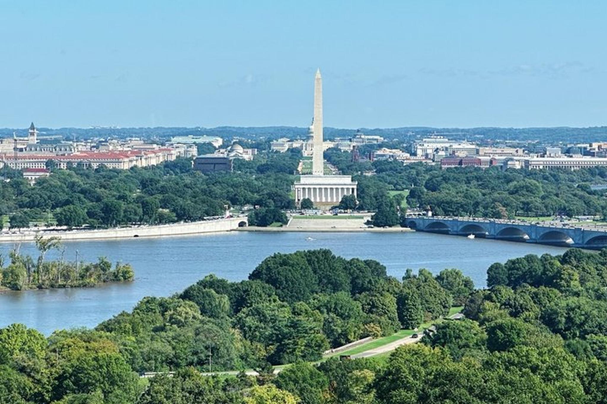 Washington DC Capitol and City Bus Tour - Image 3