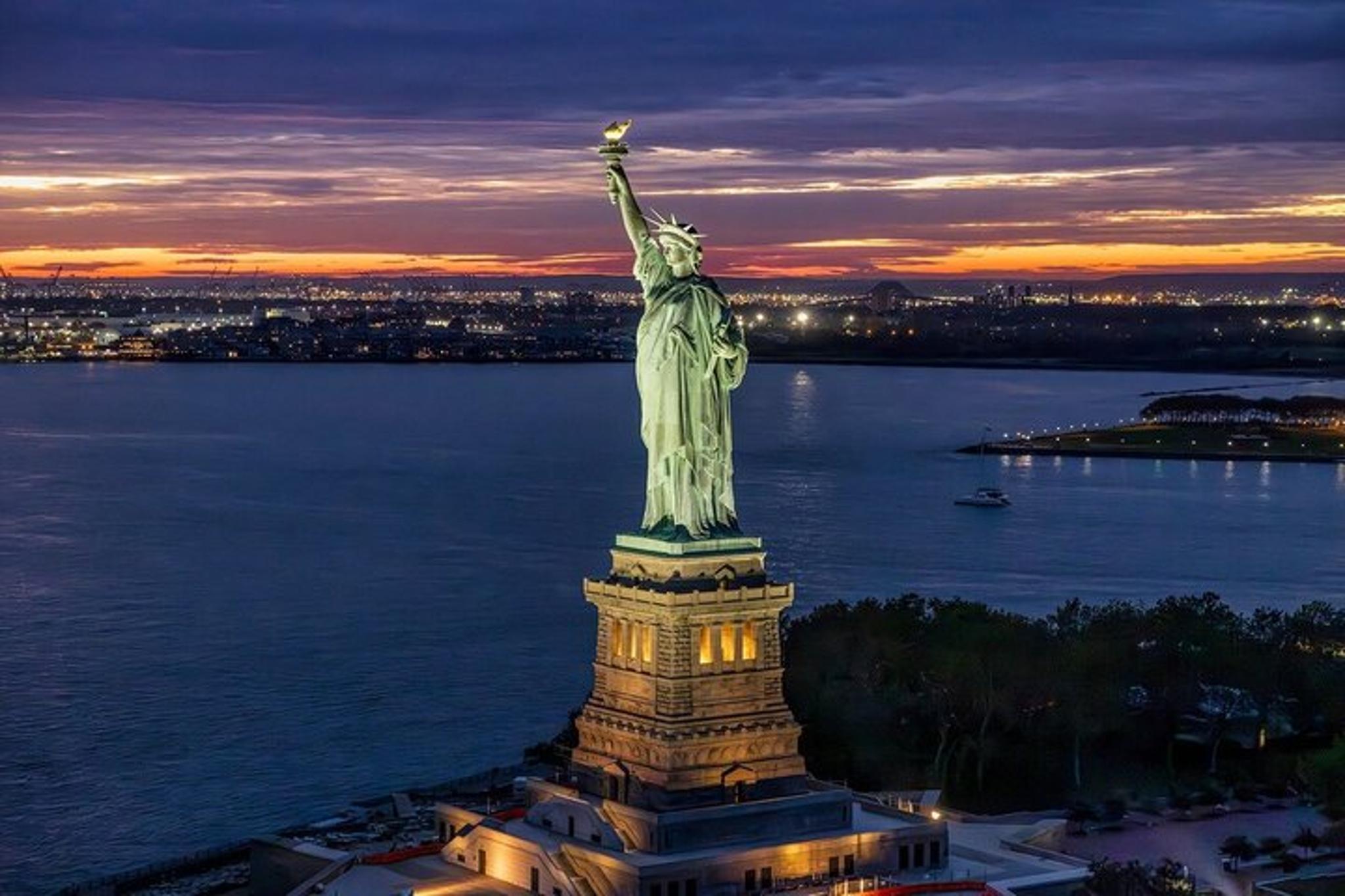 New York City Helicopter Tour for Couples