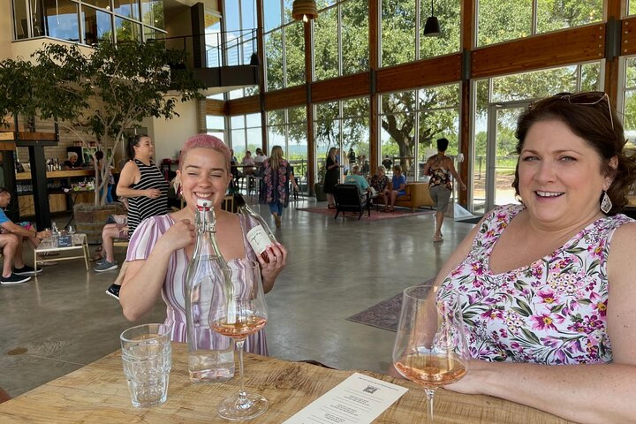 Fredericksburg Wine Tasting Tour: 3 Wineries and Lunch - Image 4