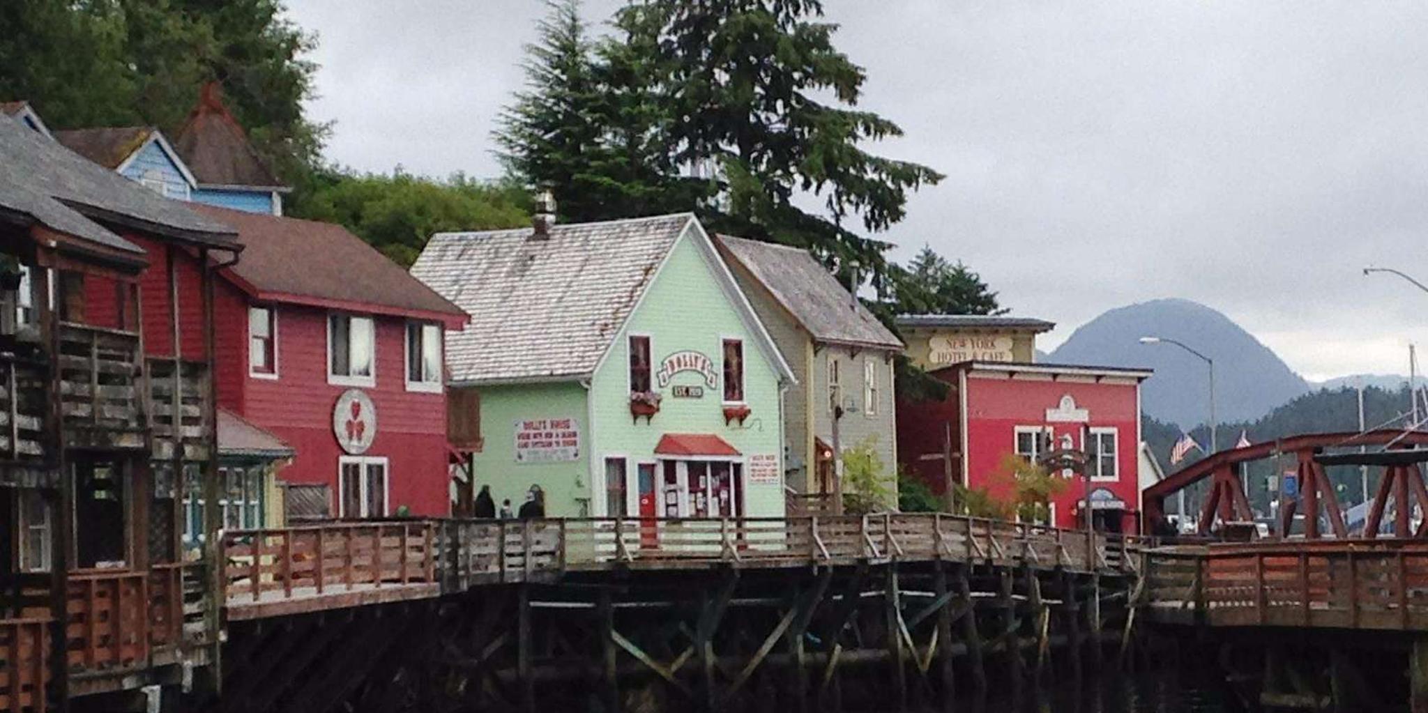 Ketchikan City Tour and Saxman Village with Salmon Tasting - Image 2