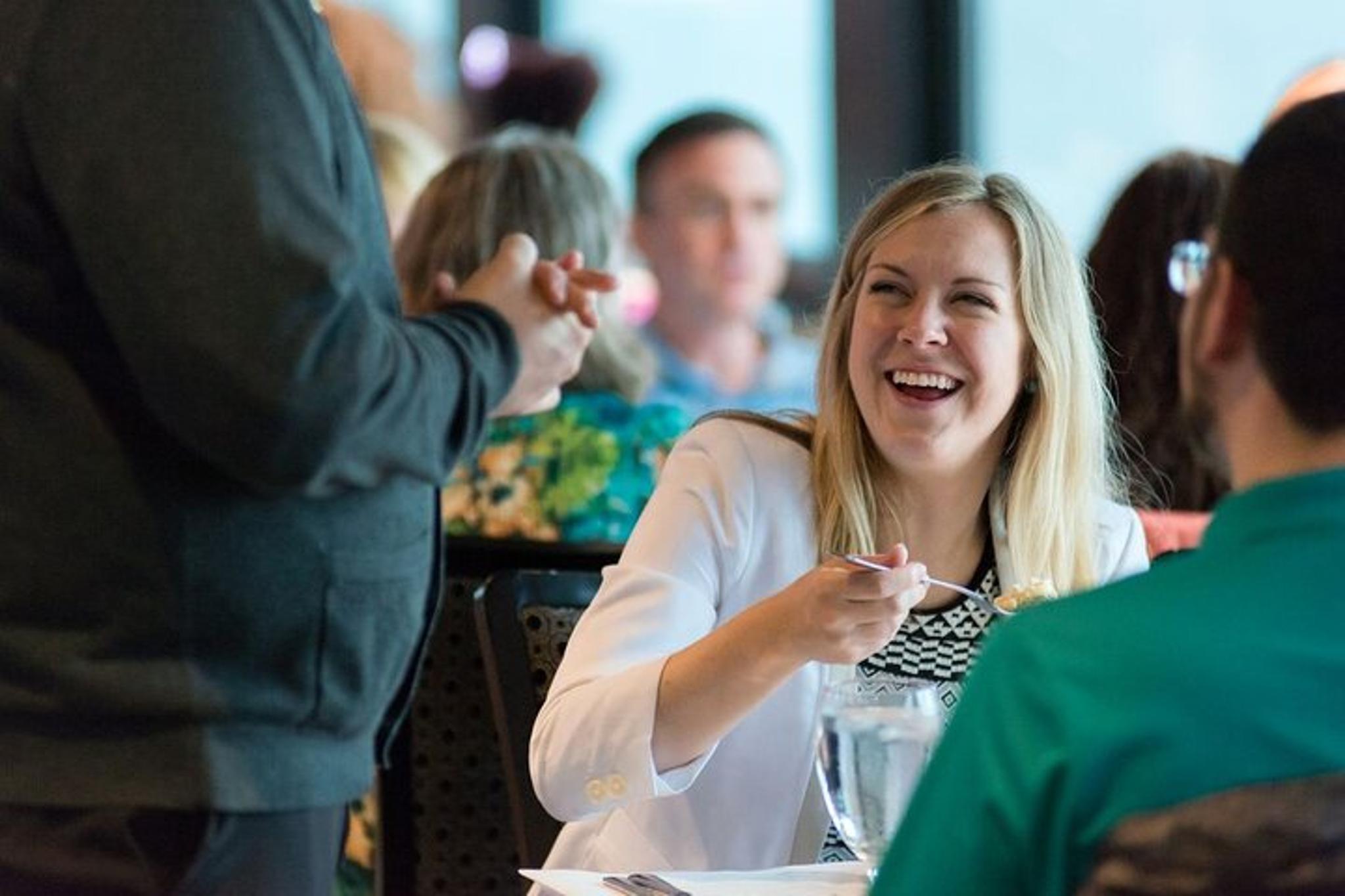 Chicago River Brunch Cruise - Image 5