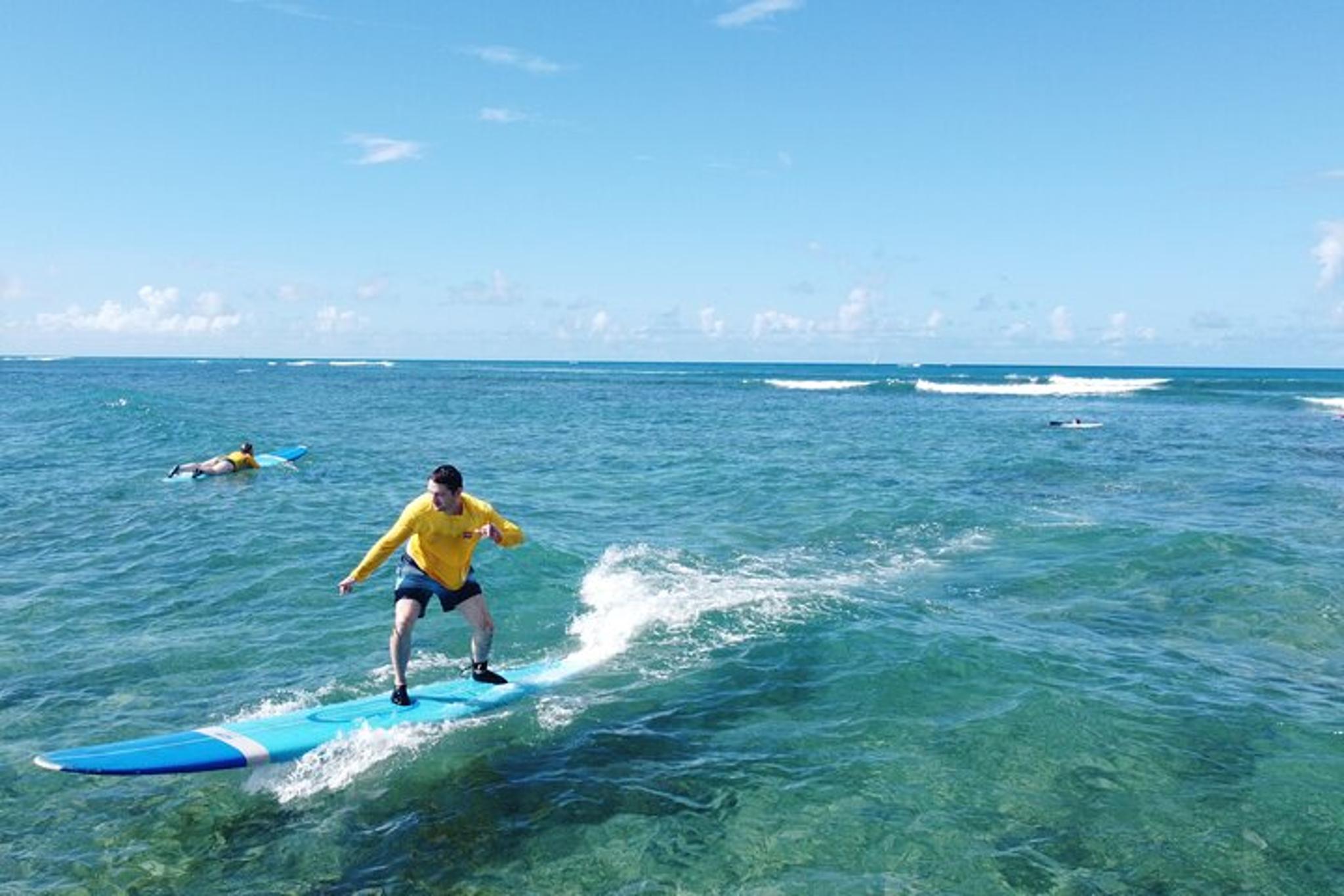 Honolulu Surf Lessons - Image 1