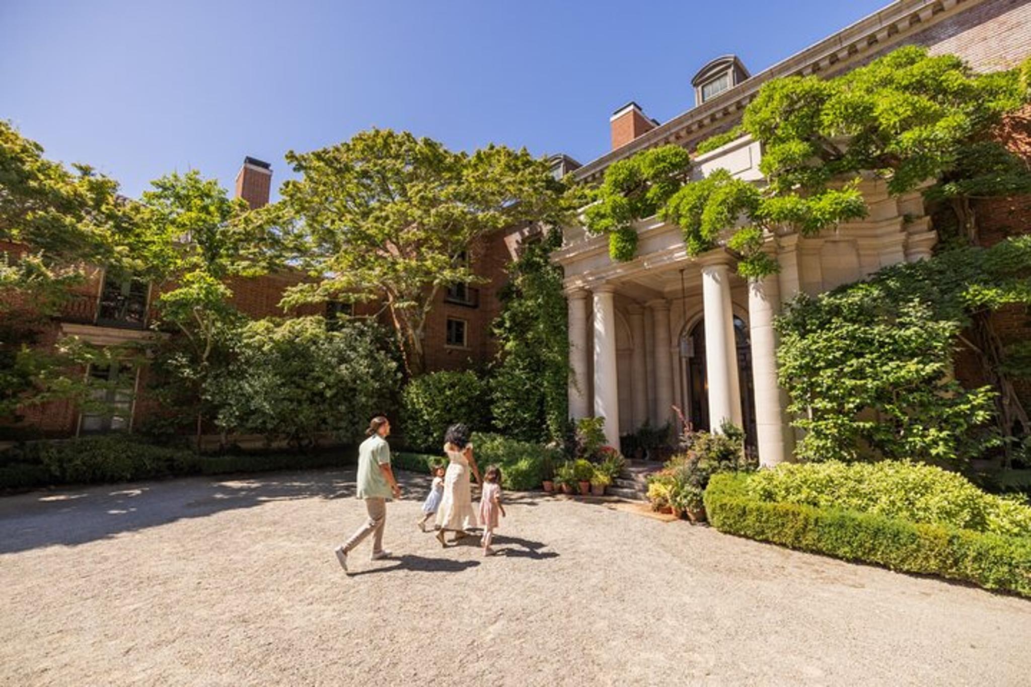 San Francisco Filoli House & Garden Tour - Image 1