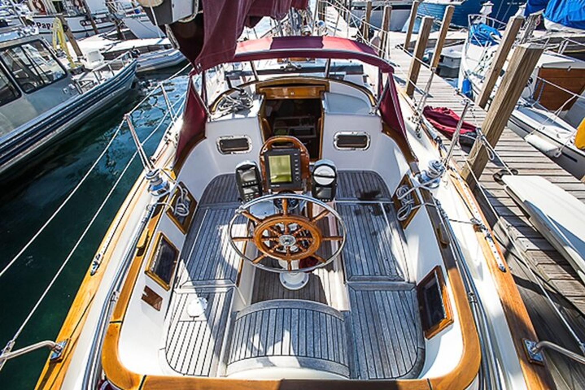 Grand Traverse Bay Sailing Adventure - Image 3